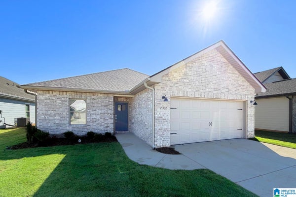 15732 RUTHIE LYNN DR, ATHENS, AL 35613 - Image 40dea8767afdd005bb64eeb1b97be548/3913973620