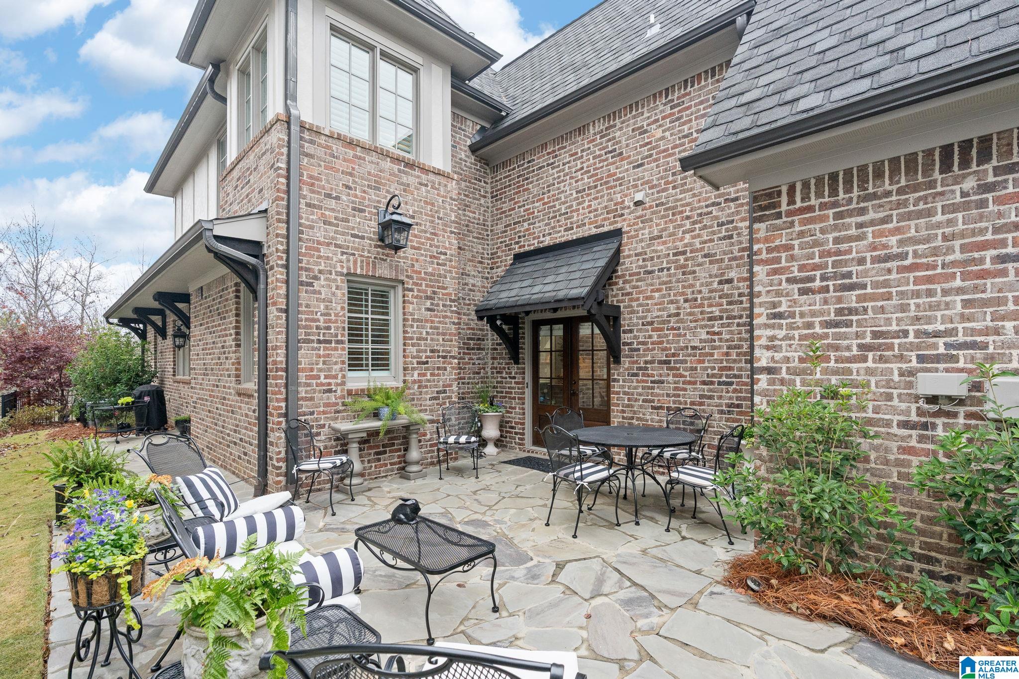 5544 NORTHRIDGE CIRCLE