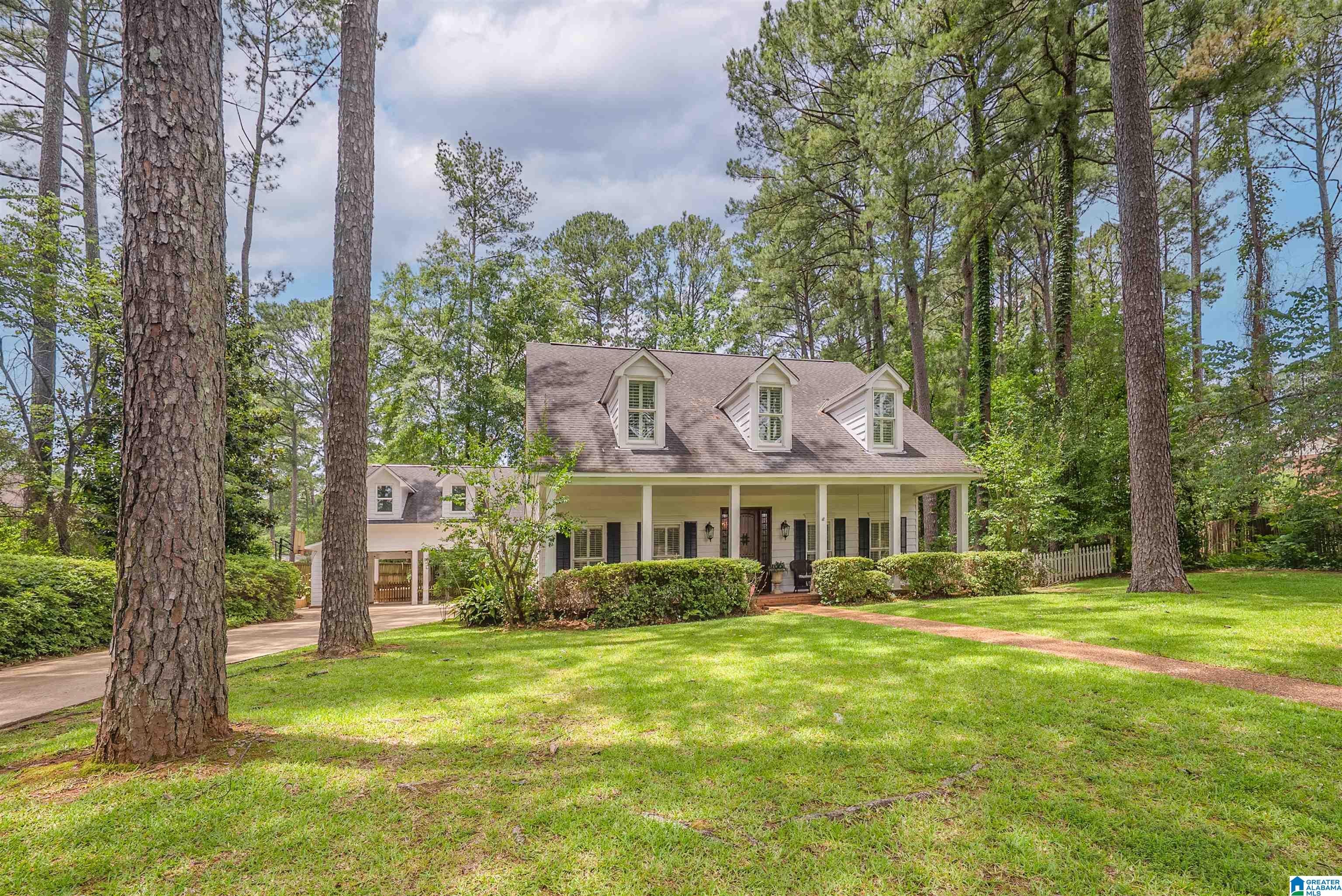 2400 YORKTOWN DRIVE