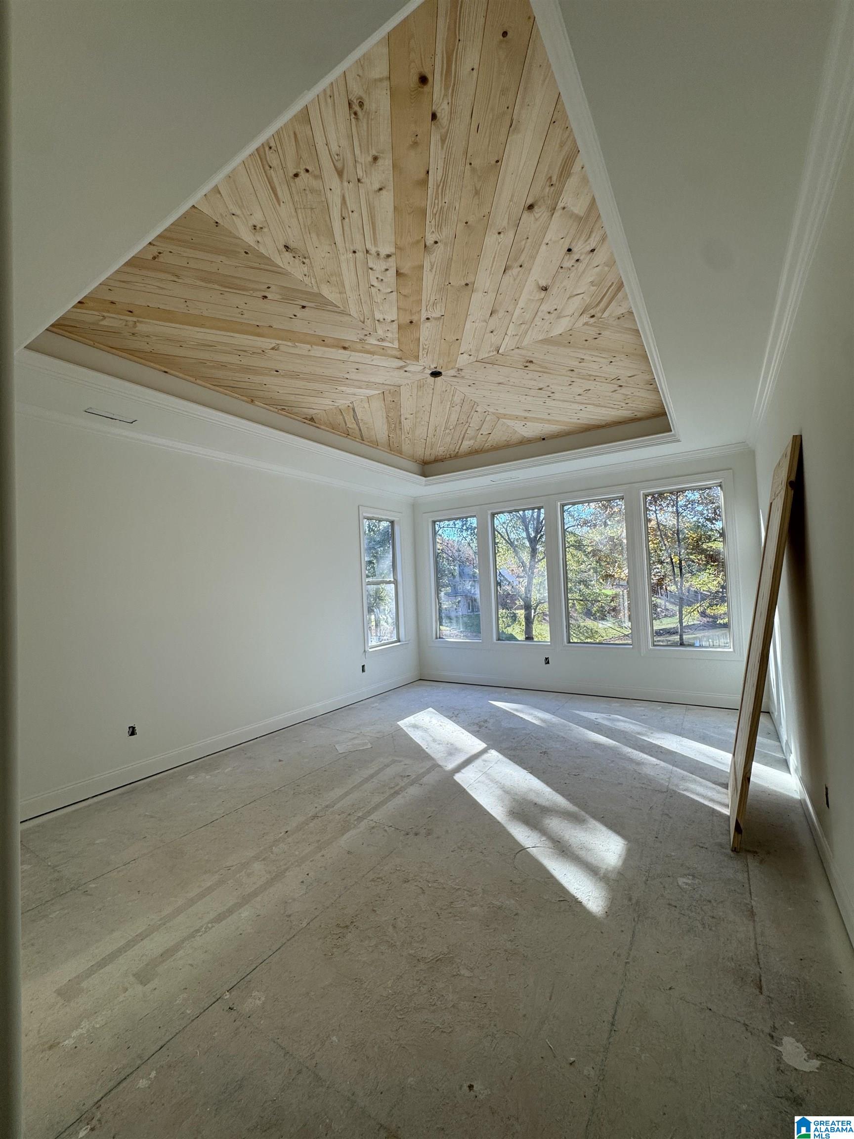 336 EMERALD LANE