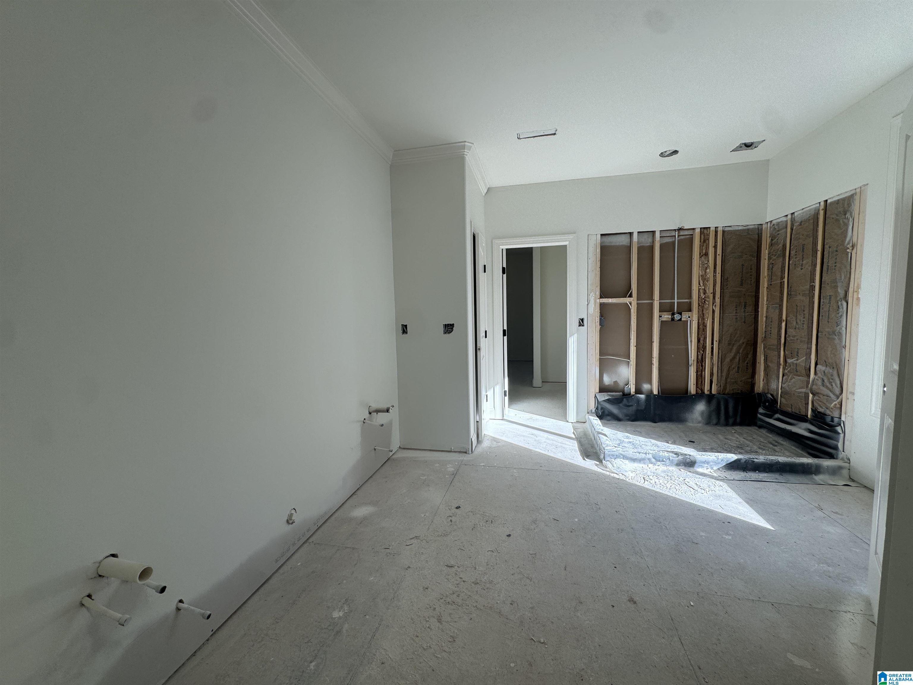 336 EMERALD LANE