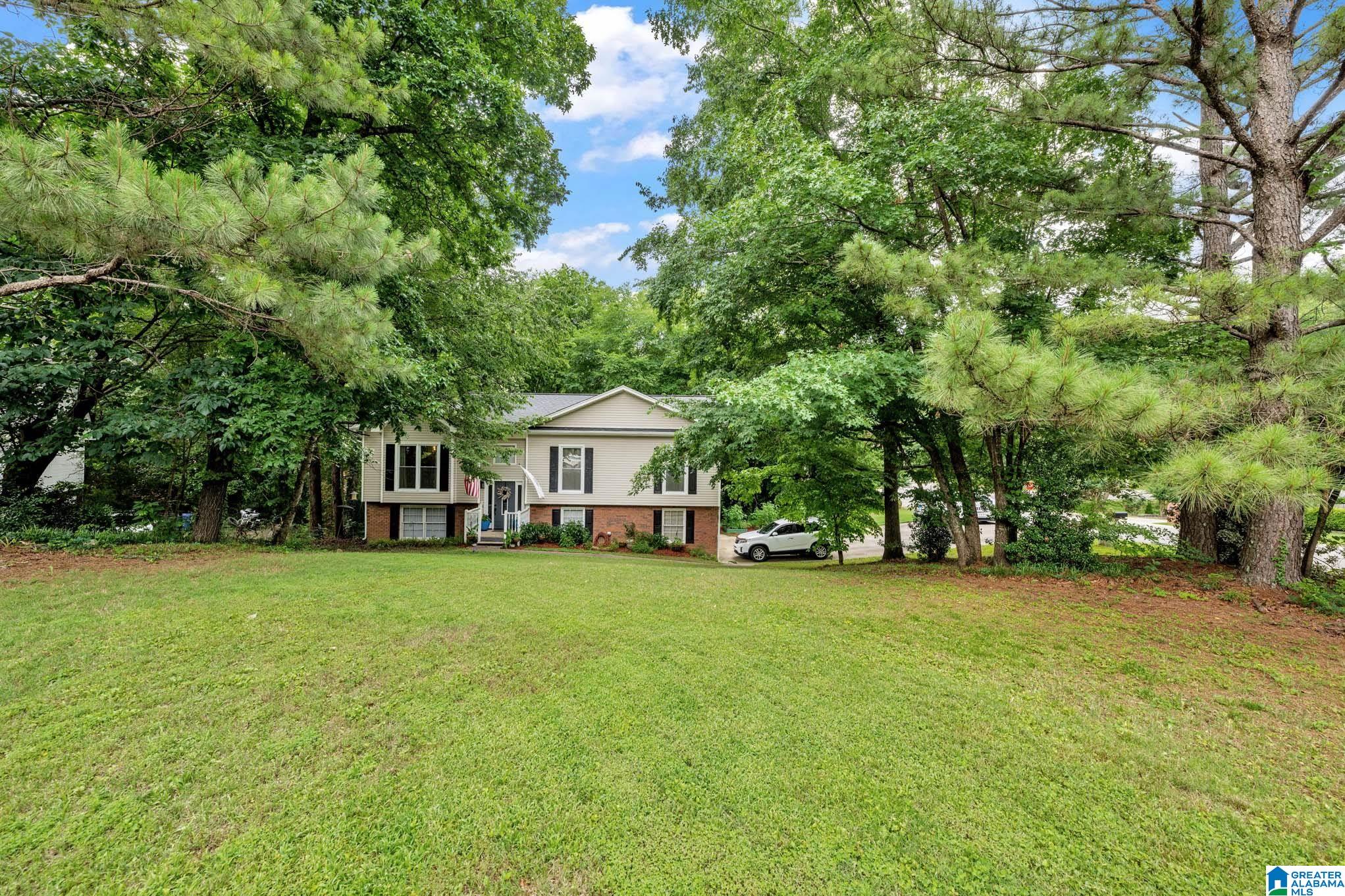 6001 WOODVALE DRIVE