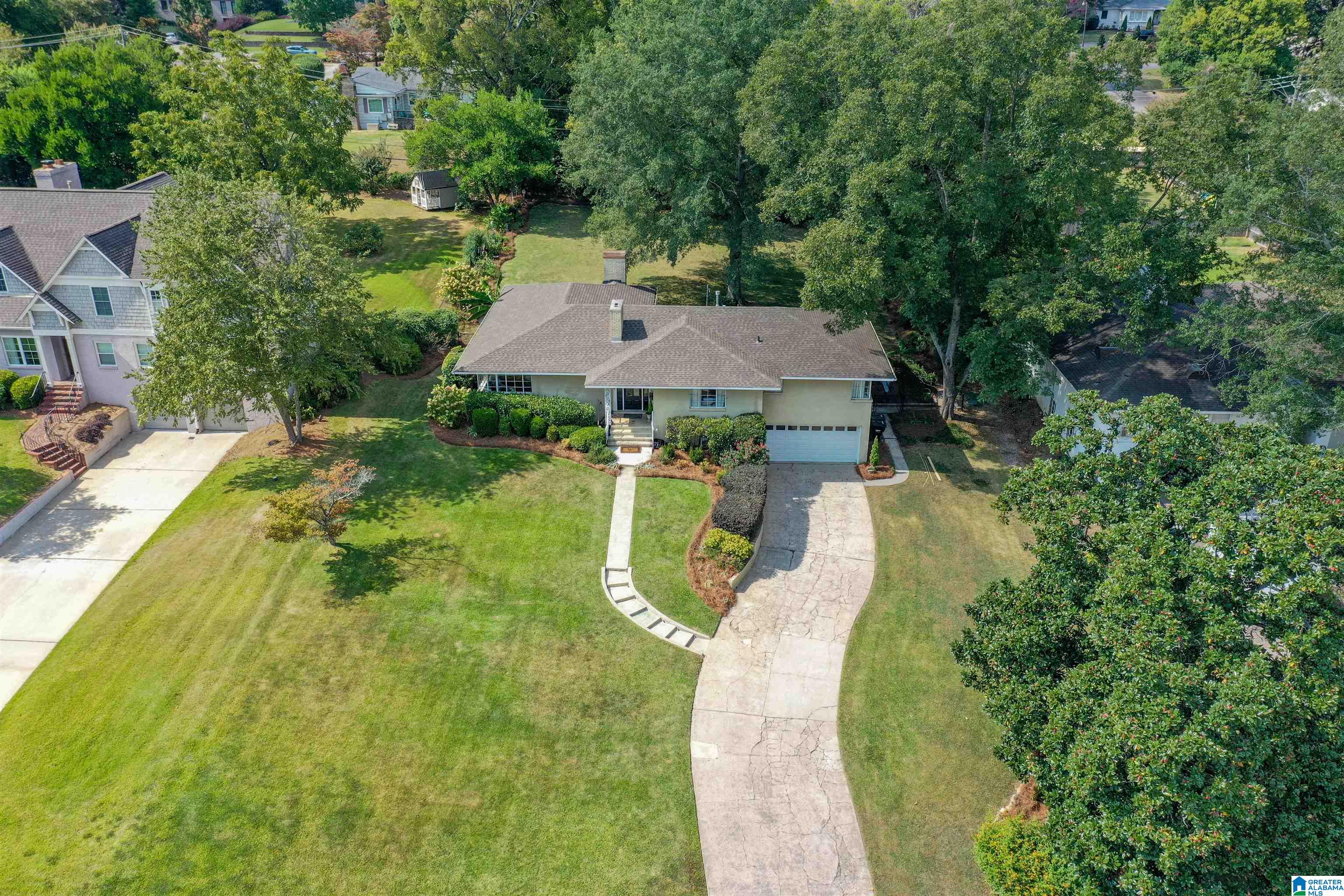 2216 CHESTNUT ROAD