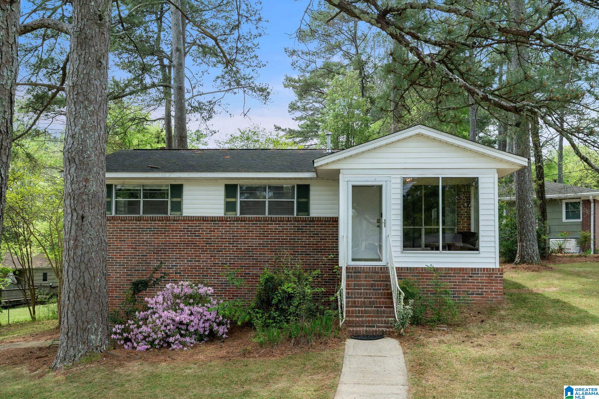 1200 ROBERT E LEE STREET