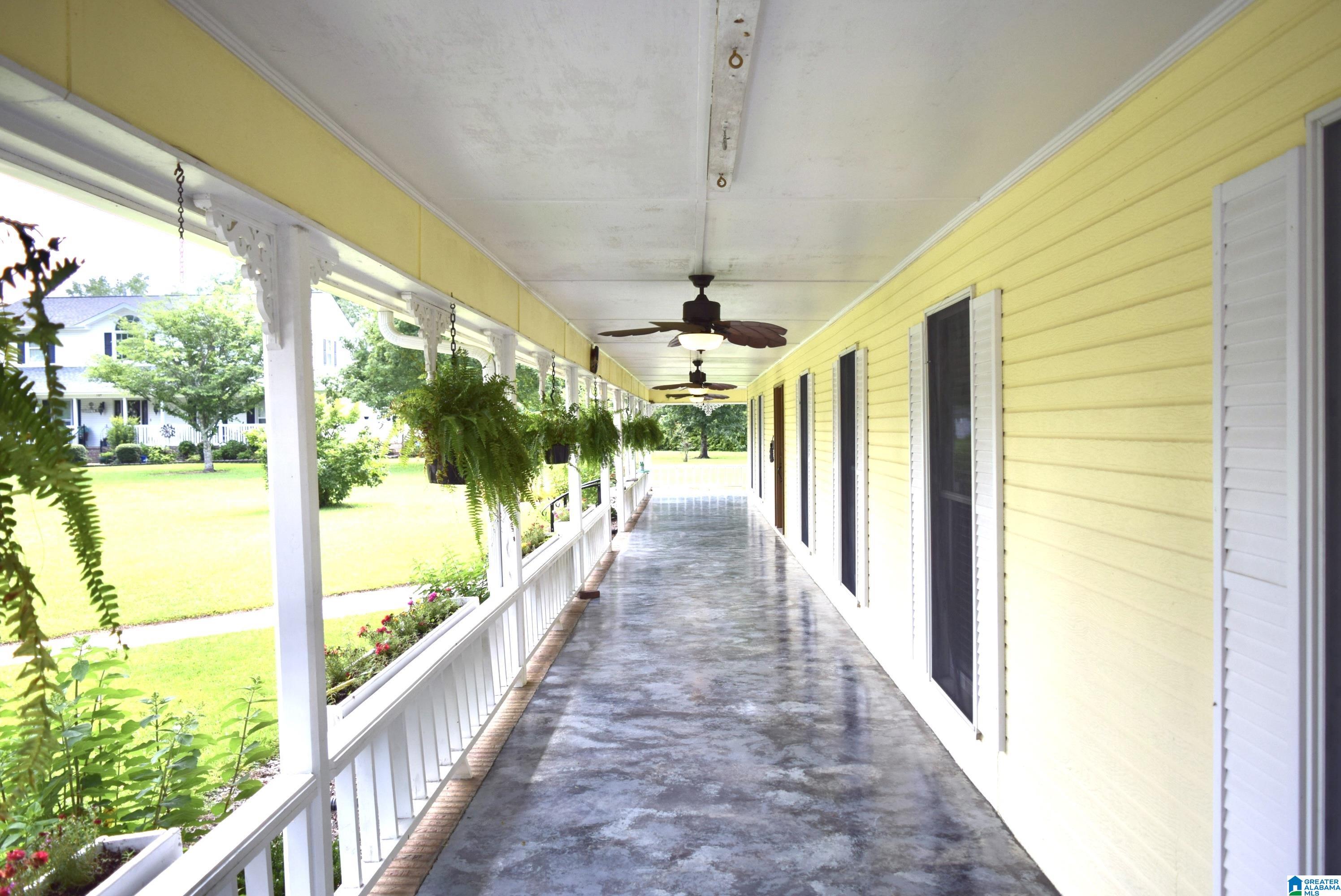 104 CARRIAGE HILLS DRIVE