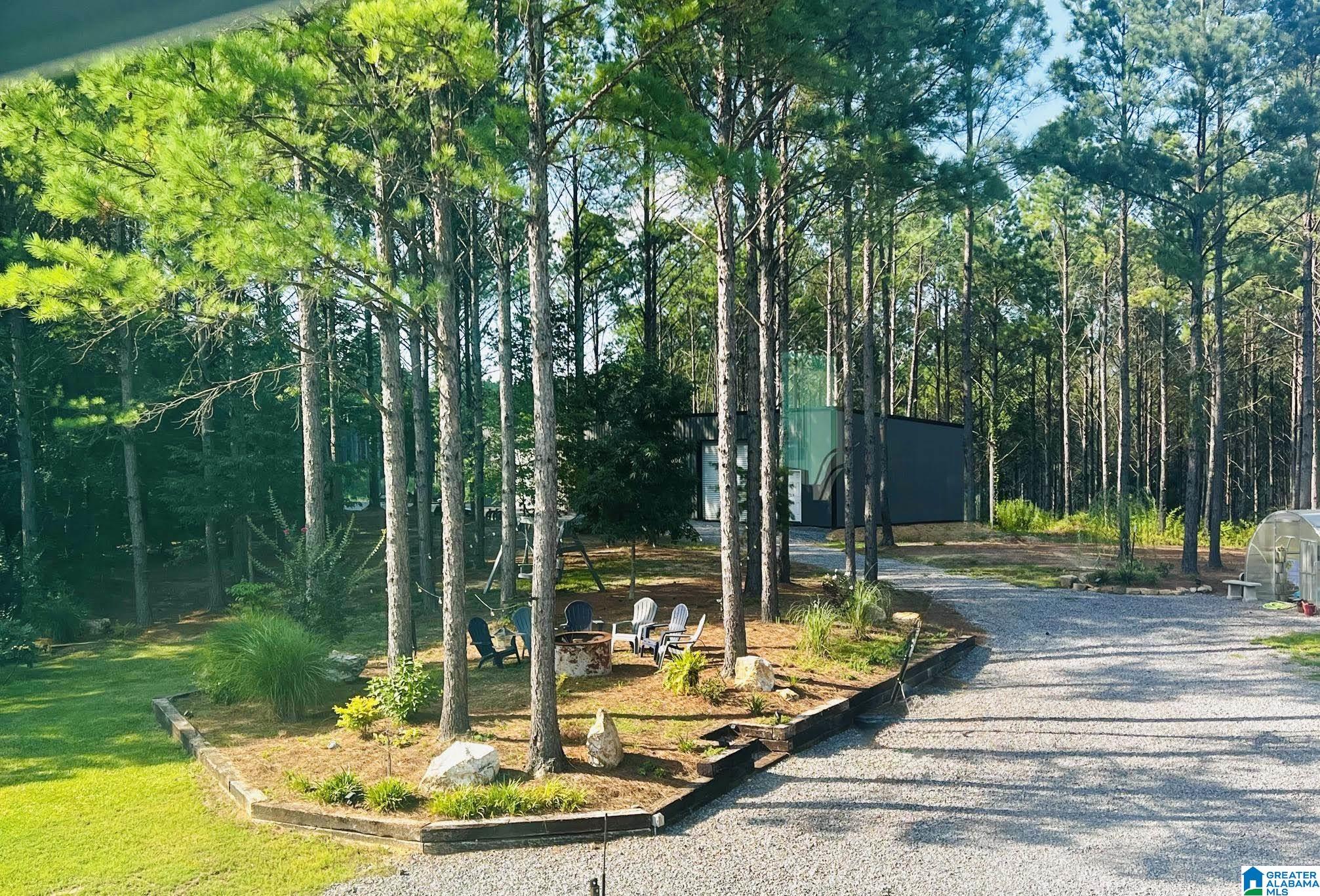 2575 SAINT CLAIR ROAD