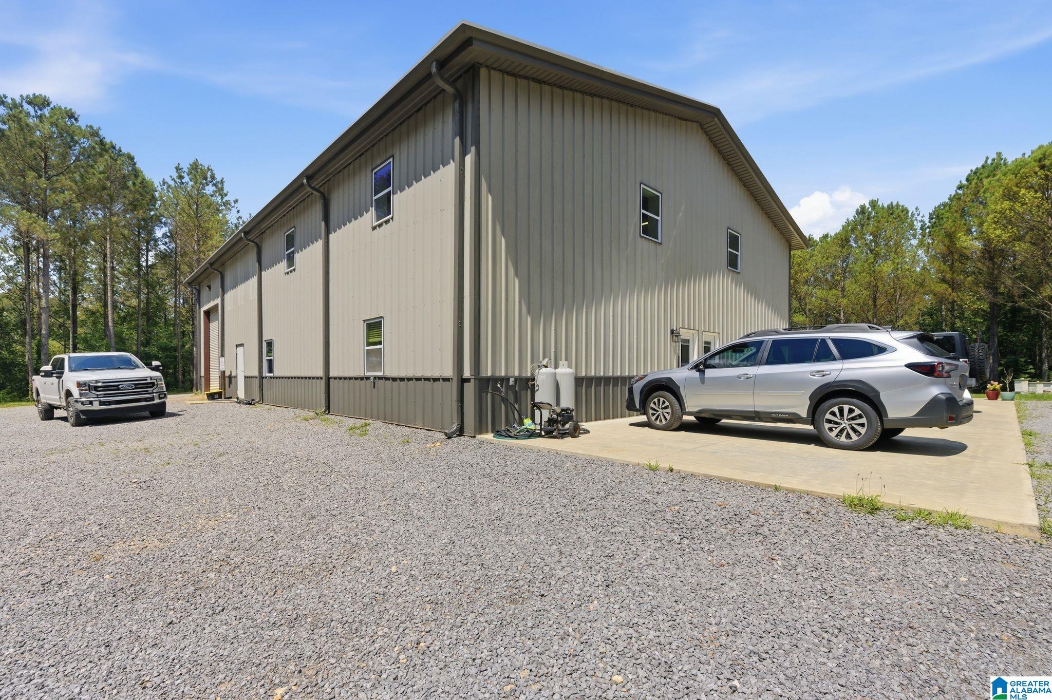 2575 SAINT CLAIR ROAD