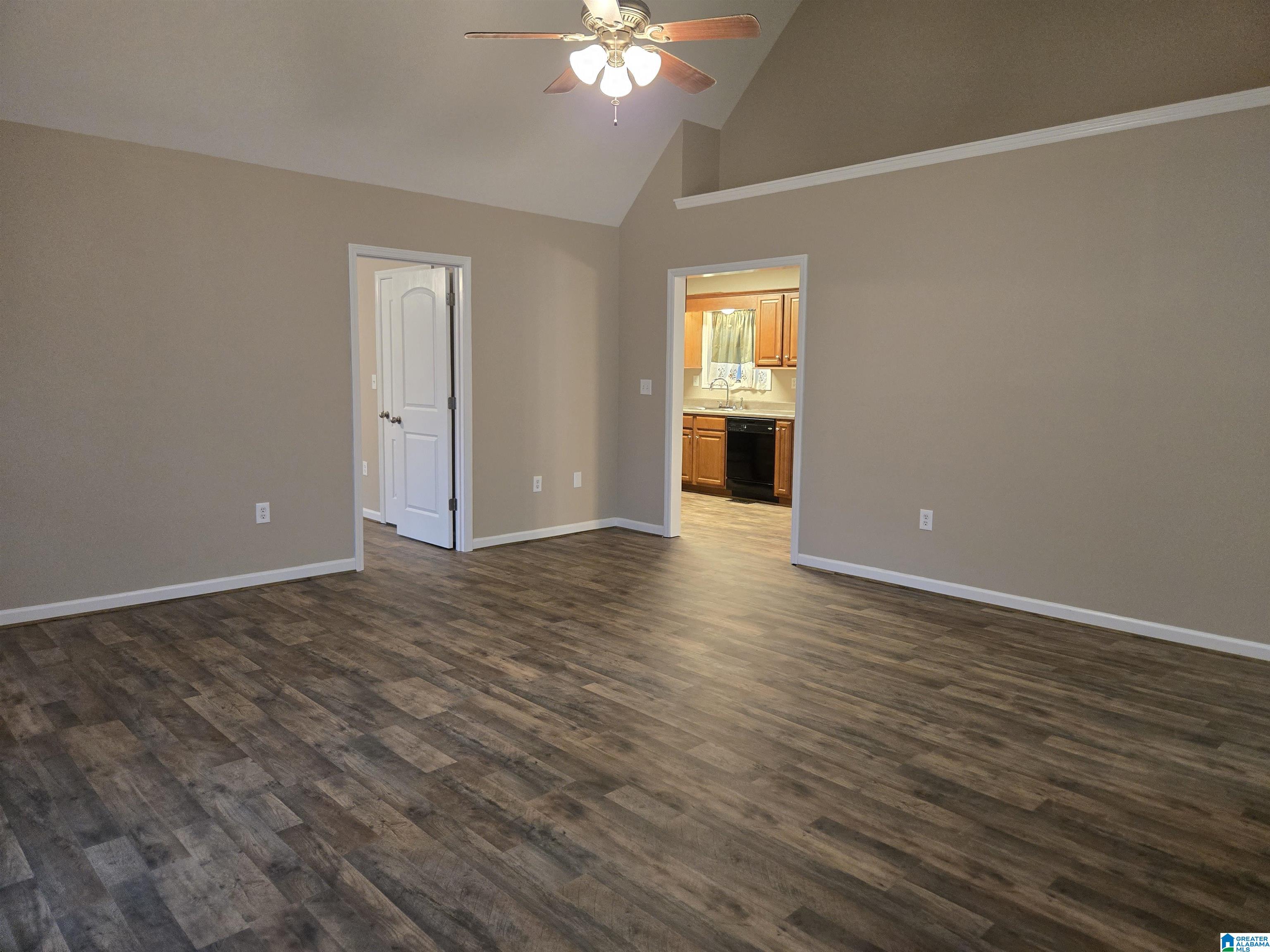 729 DEANS FERRY ROAD