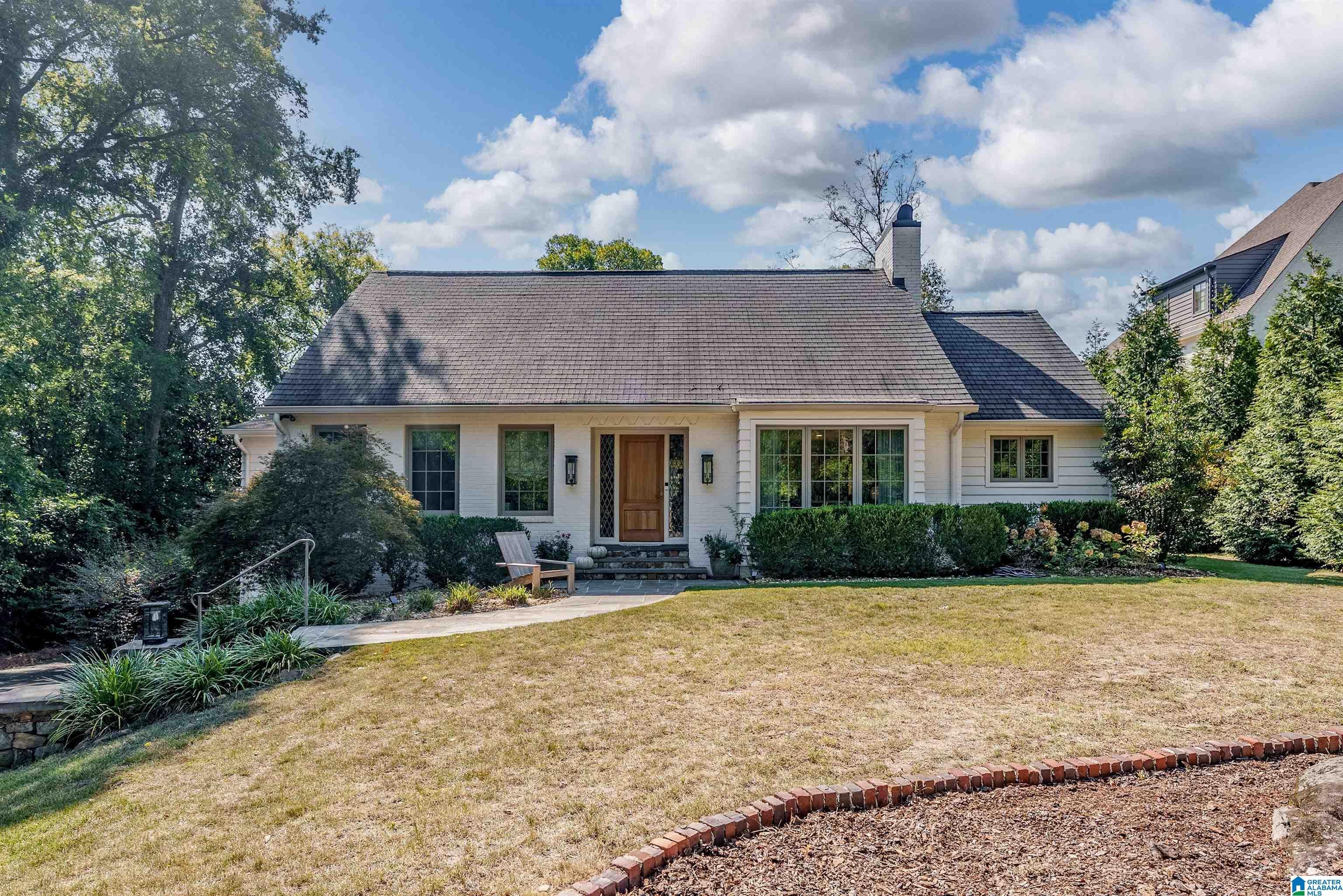 5 RIDGE DRIVE