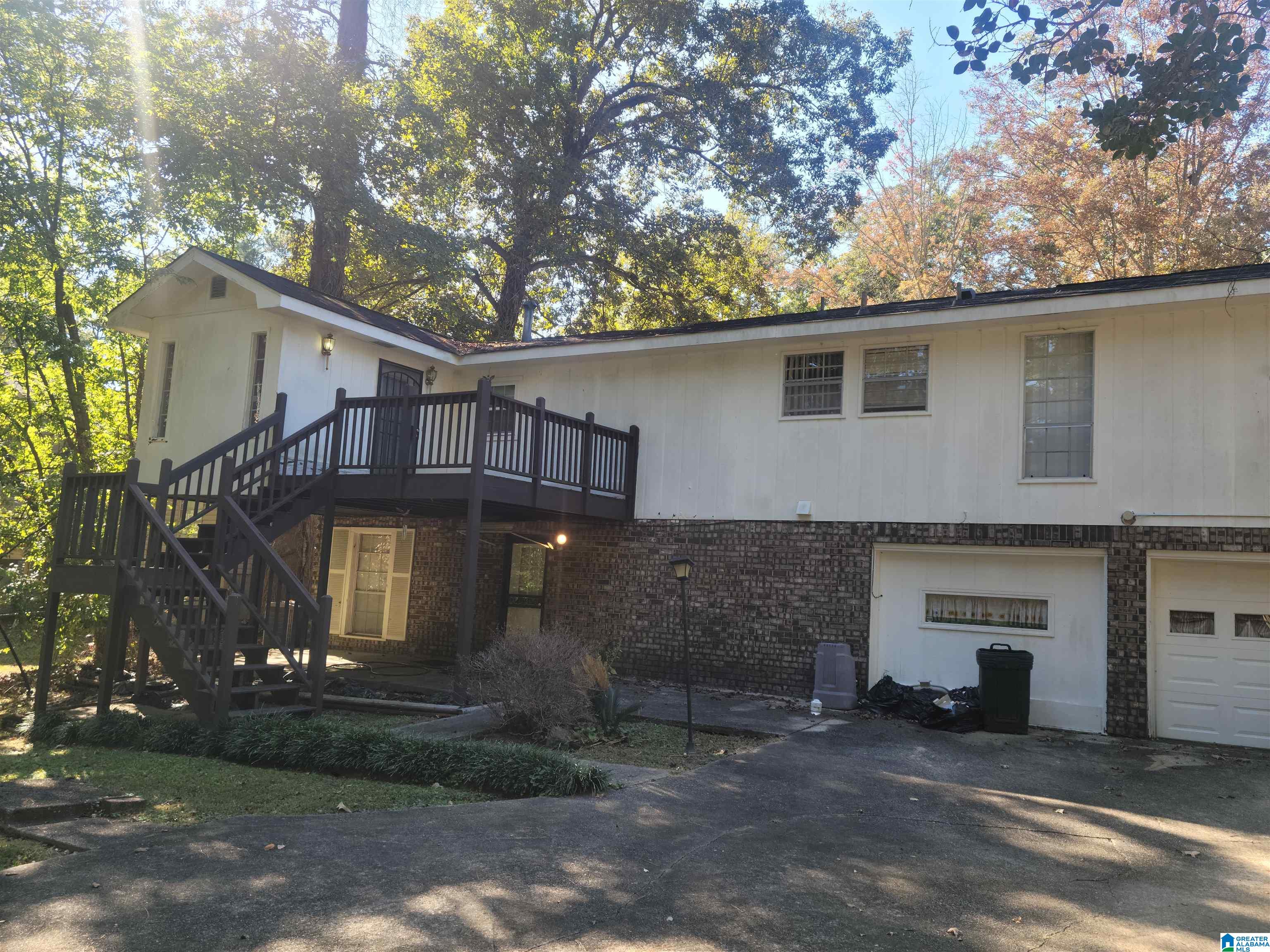 1245 PINE TREE DRIVE