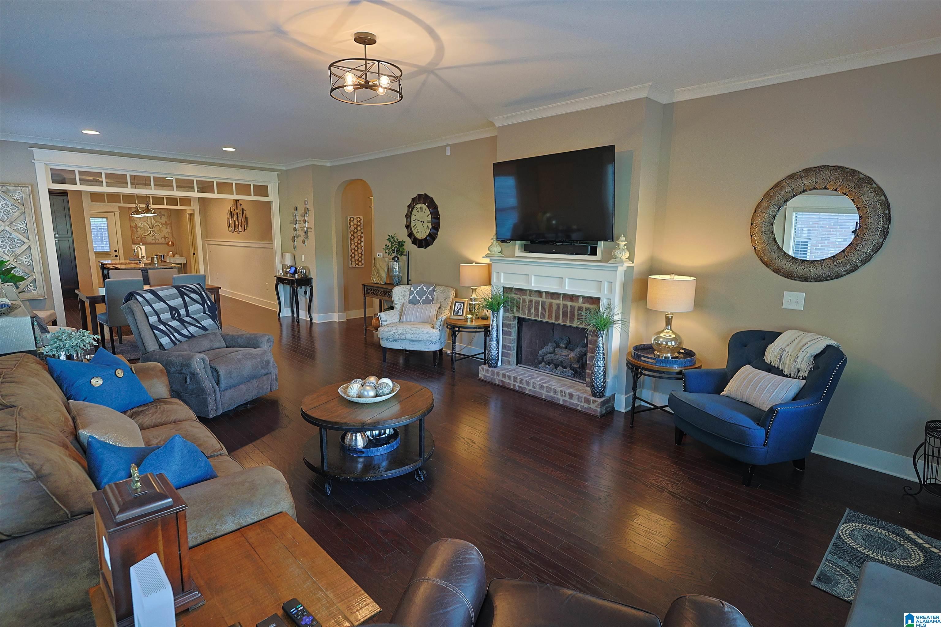 3203 CHASE COURT