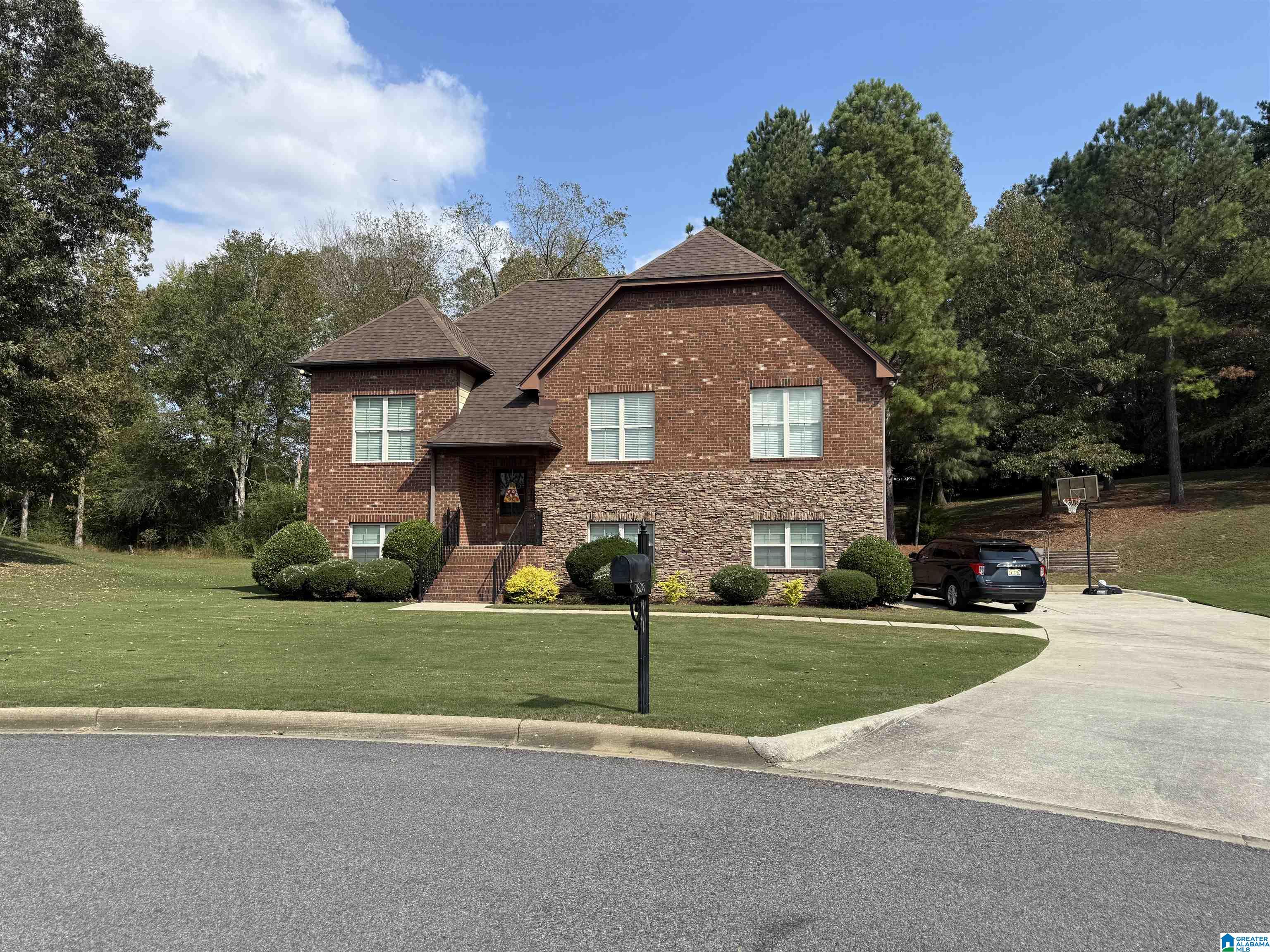 7808 WILLOW CIRCLE