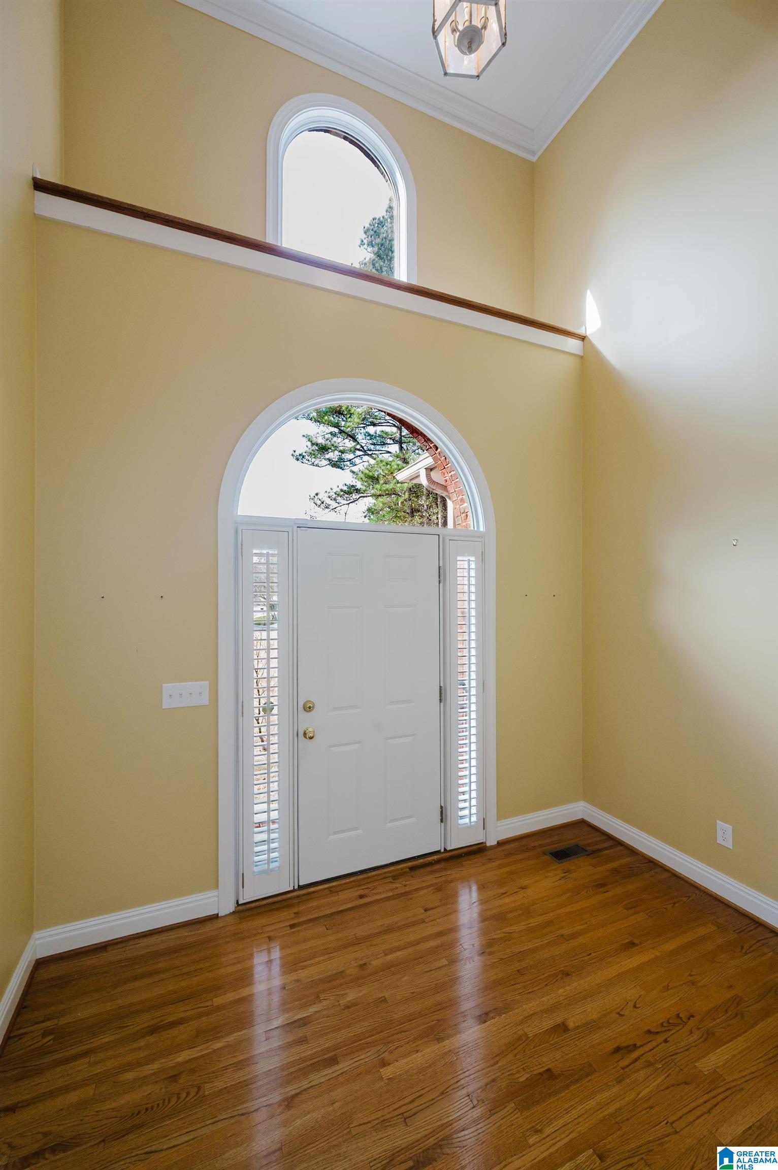 100 HACKBERRY CIRCLE