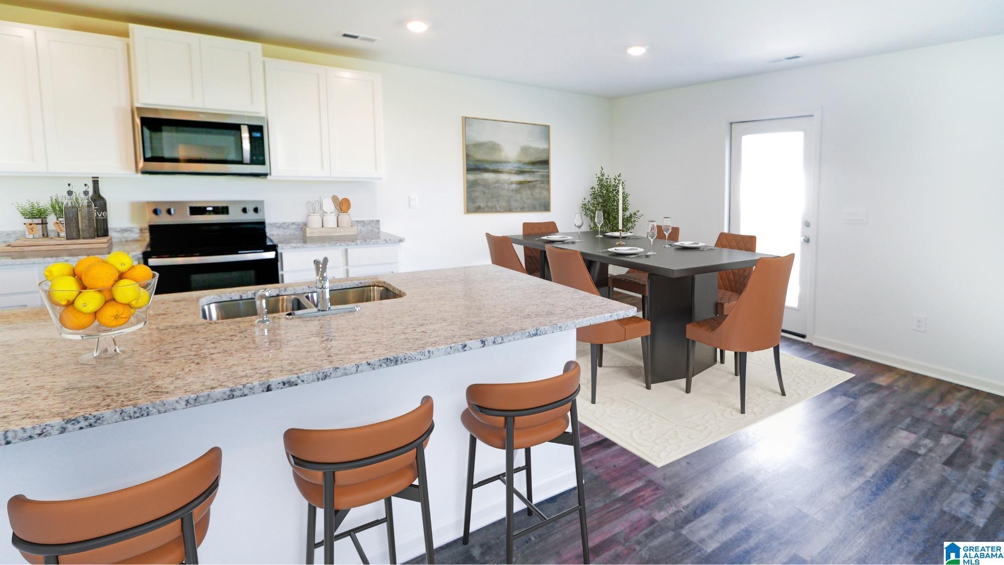 1122 WAVERLY LANE SOUTHWEST