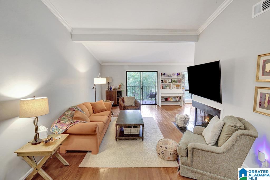 114 W WEST GREEN 114