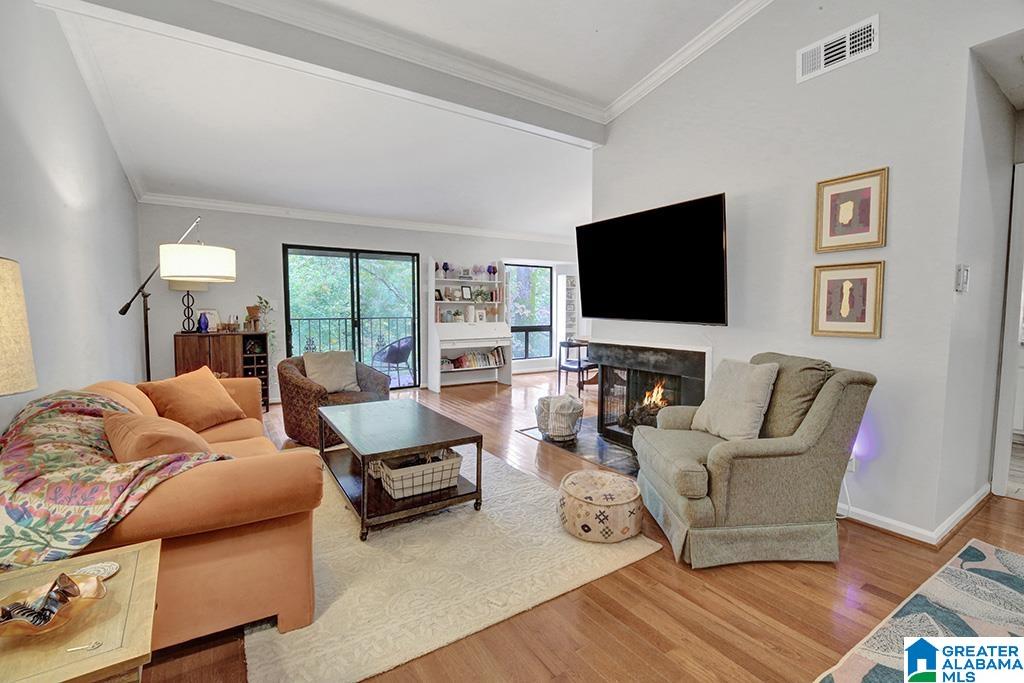 114 W WEST GREEN 114