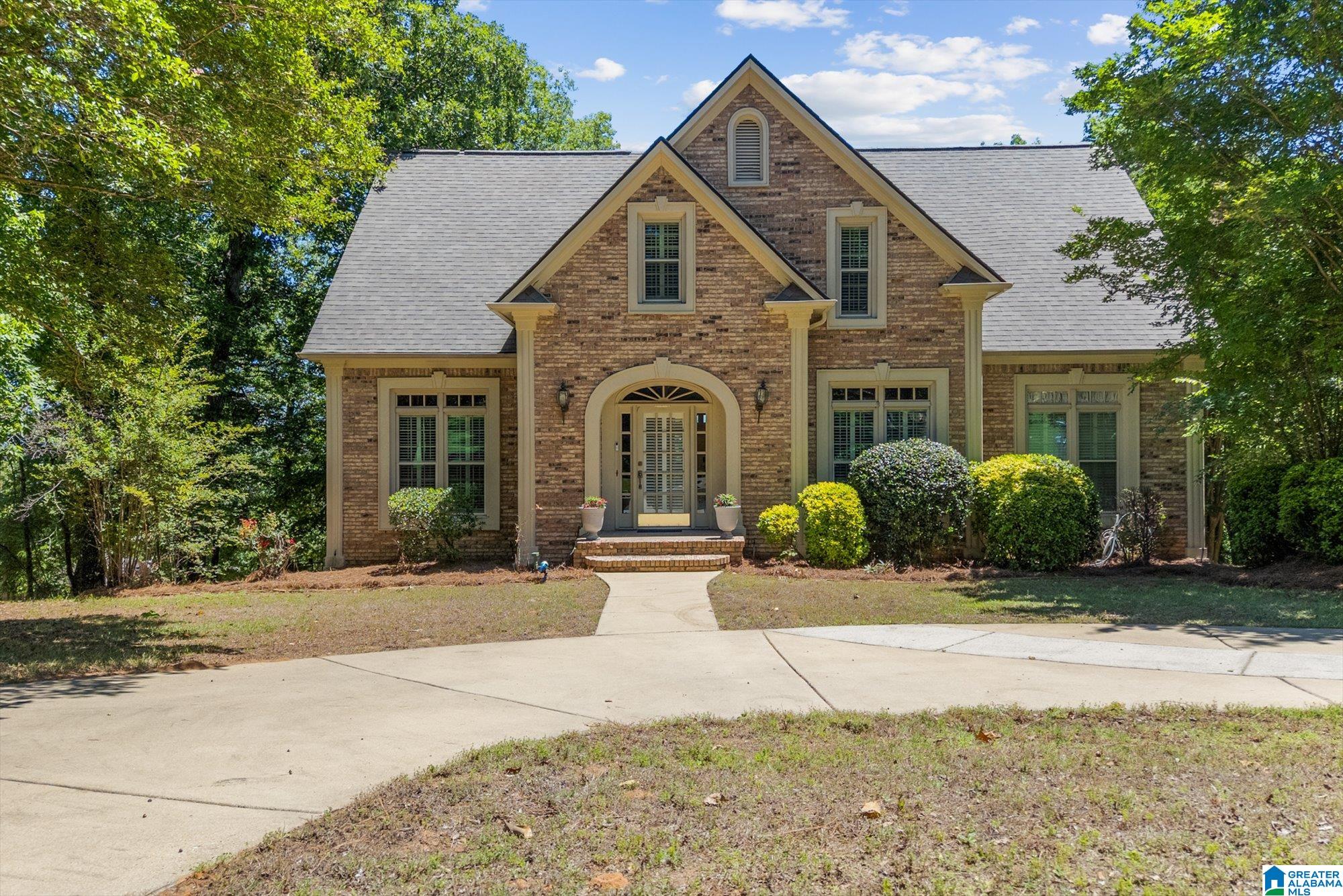 1716 SOUTHPOINTE DRIVE