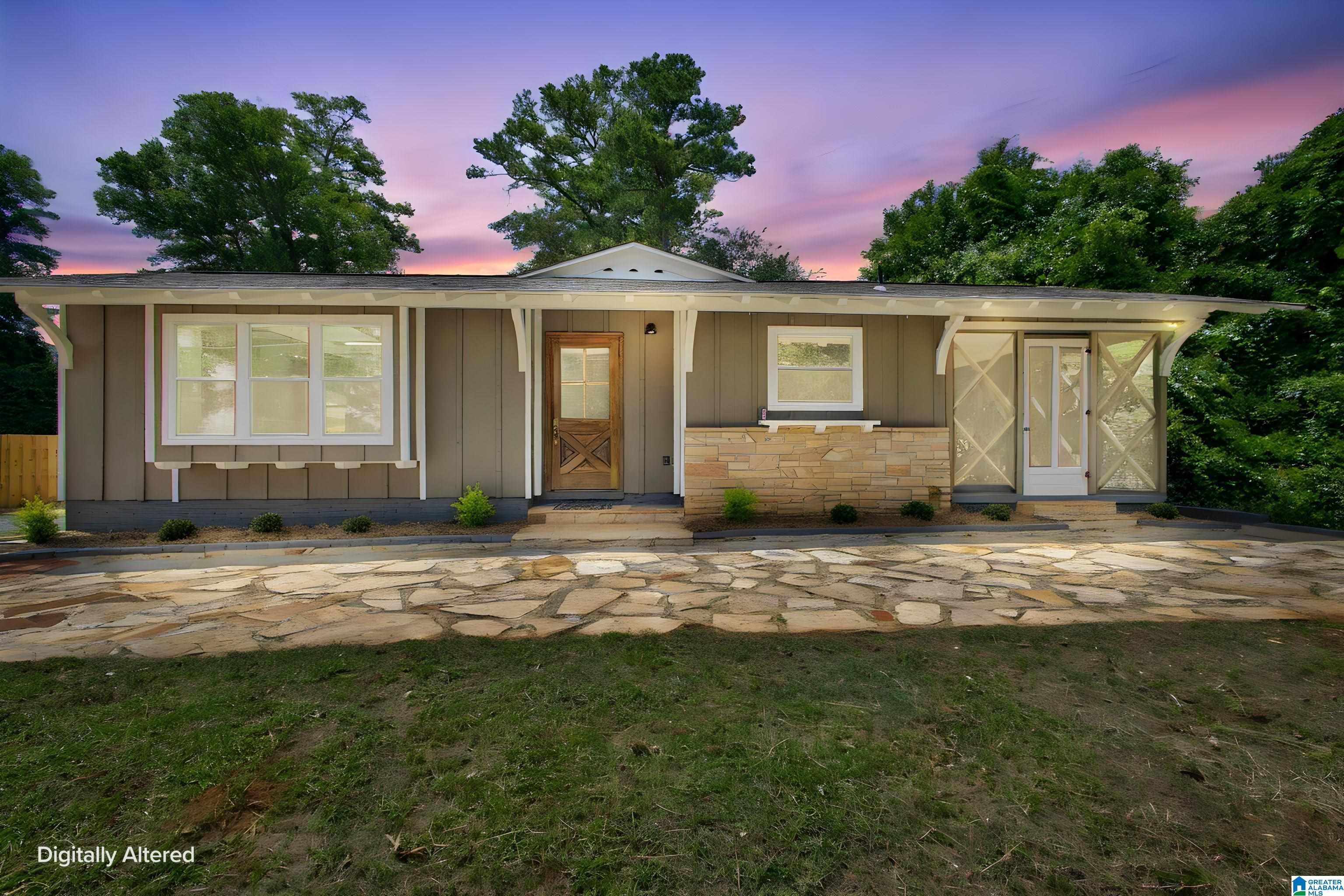 Photo 1 of 33 — 1321 OAK STREET, MONTEVALLO, AL 35115