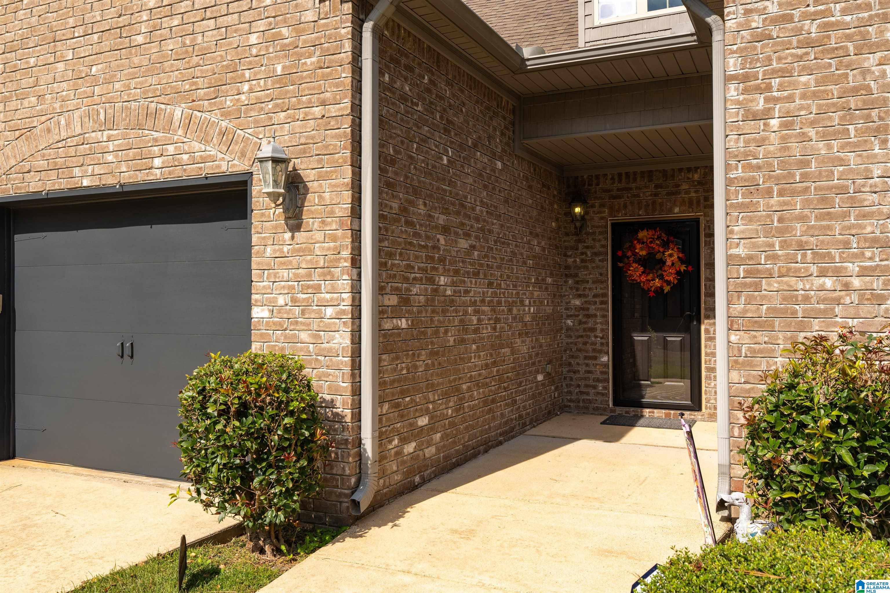 1373 SWAN DRIVE