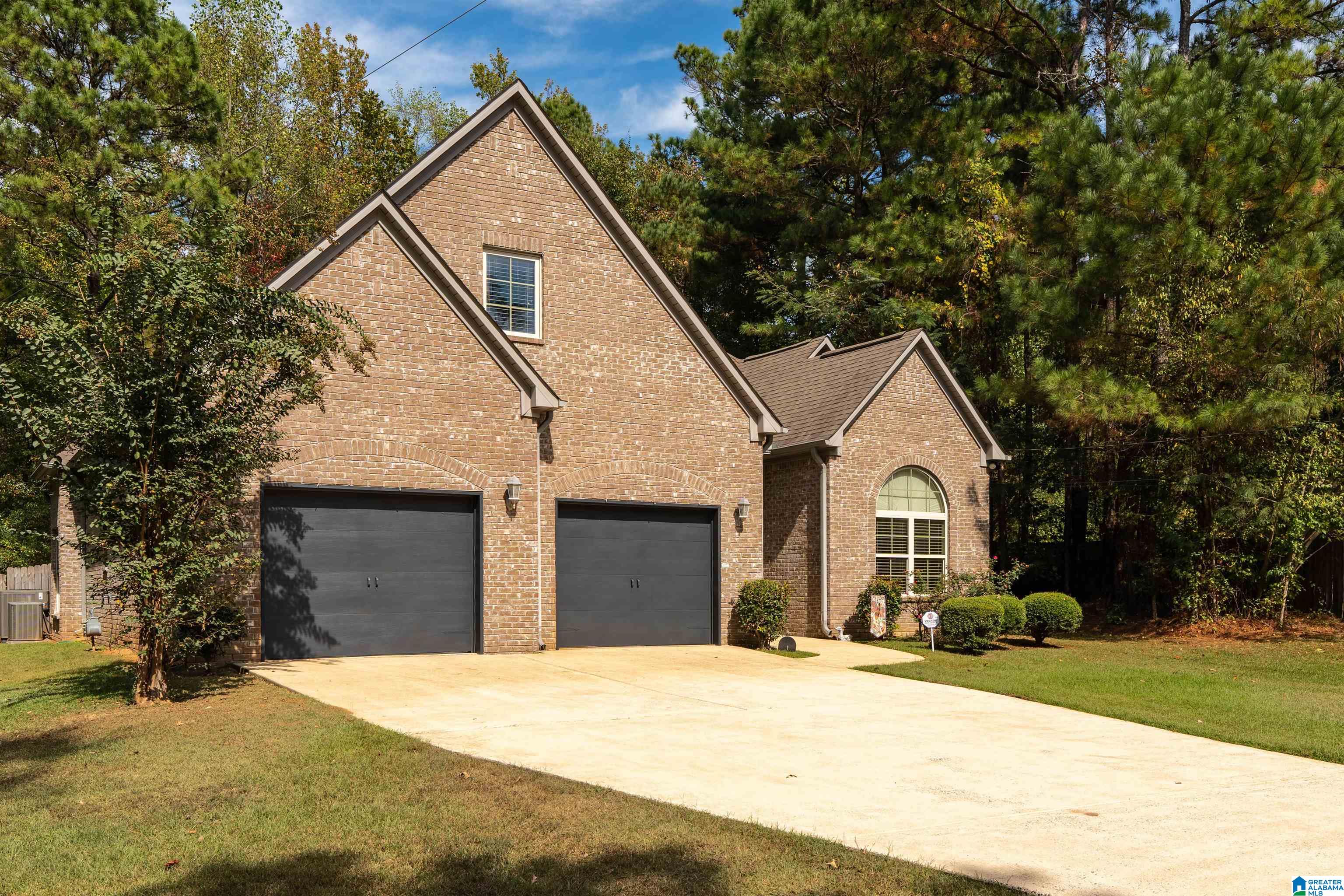 1373 SWAN DRIVE