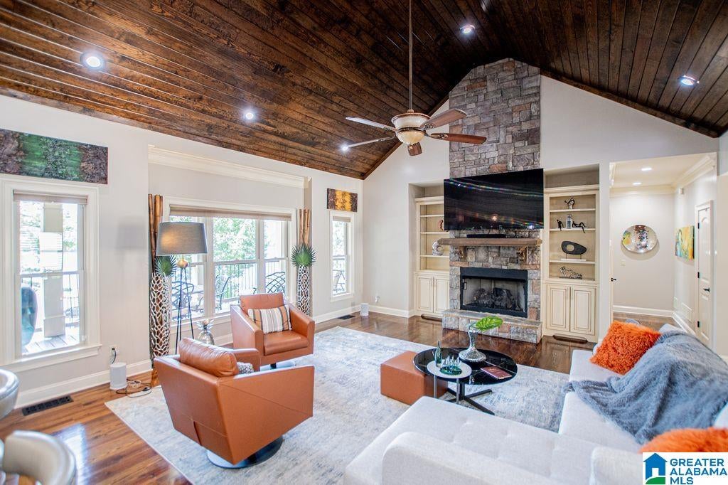 145 PRIMROSE LANE