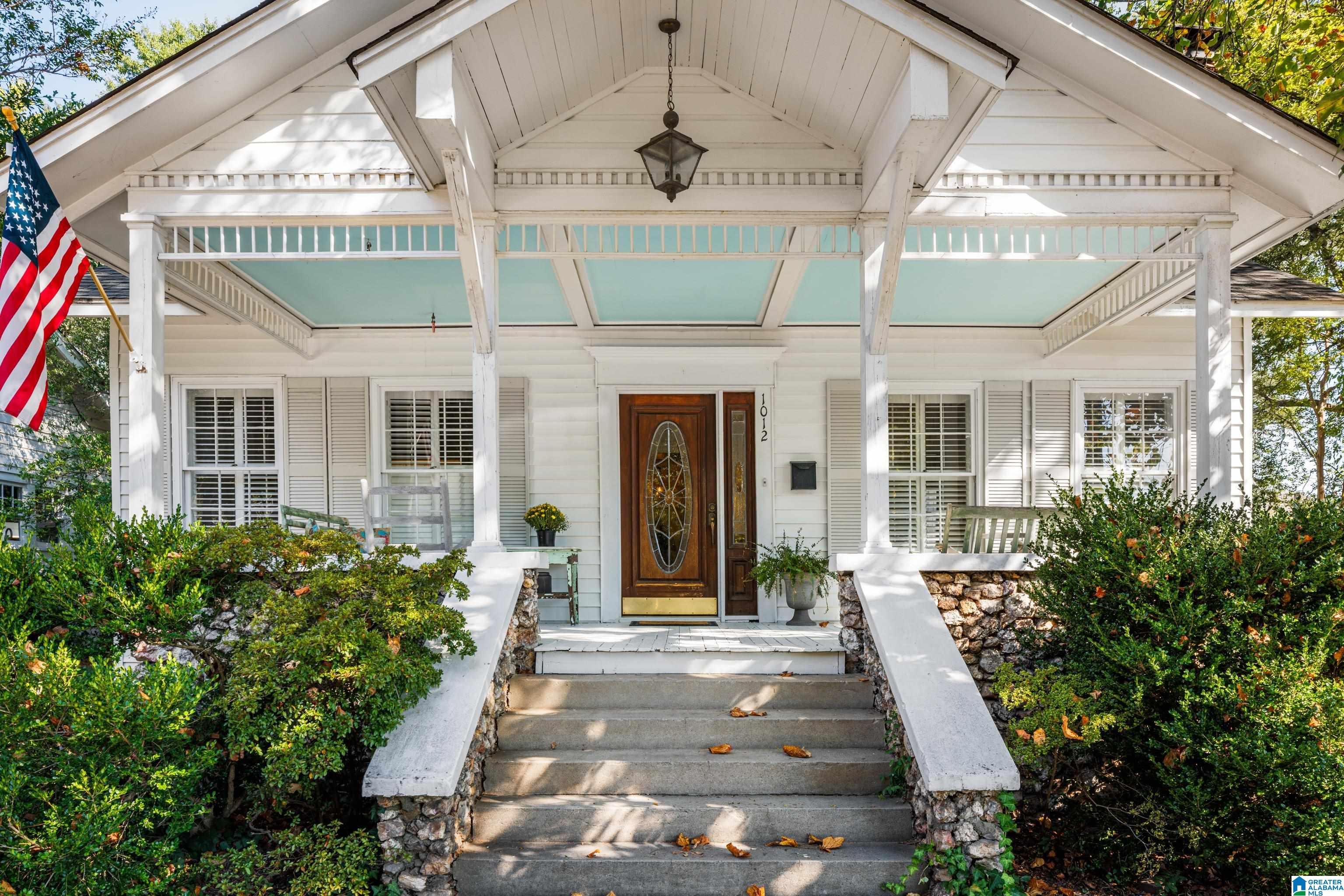 1012 HIGHLAND ROAD