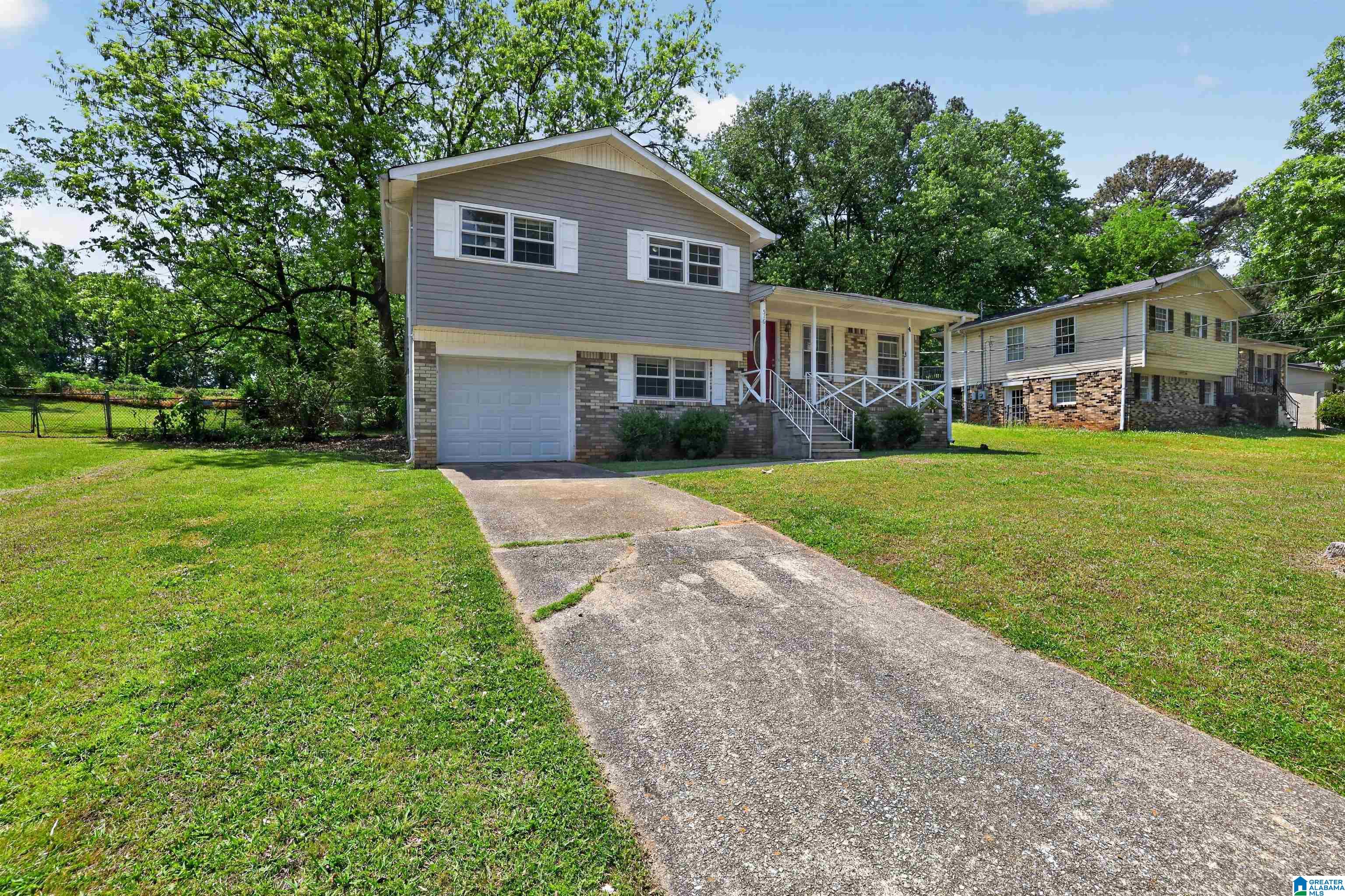 516 ARGONNE DRIVE NE