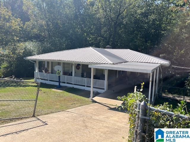 Photo 1 of 12 — 5453 ROBIN CIRCLE, ADAMSVILLE, AL 35005