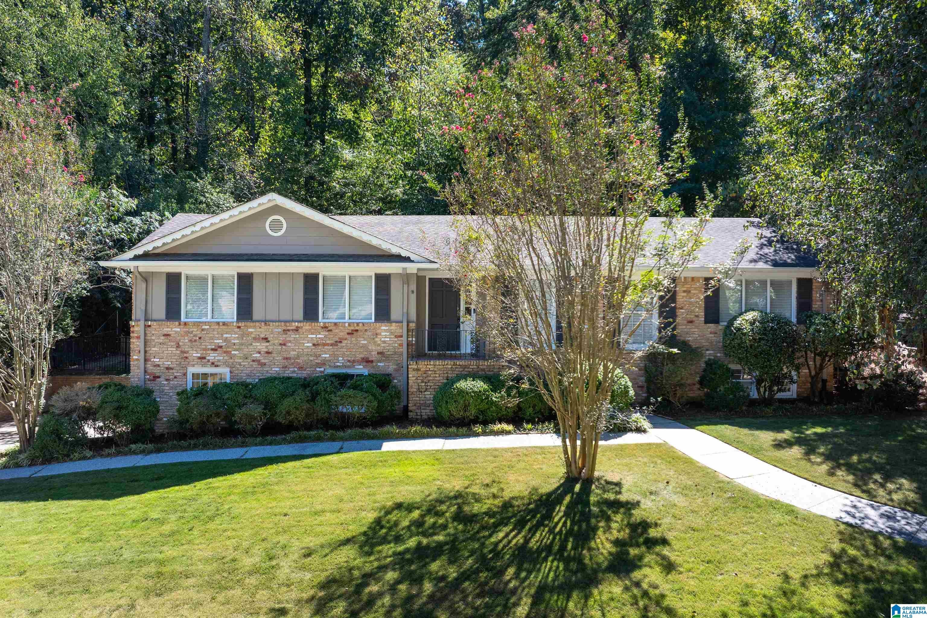 2217 GARLAND DRIVE