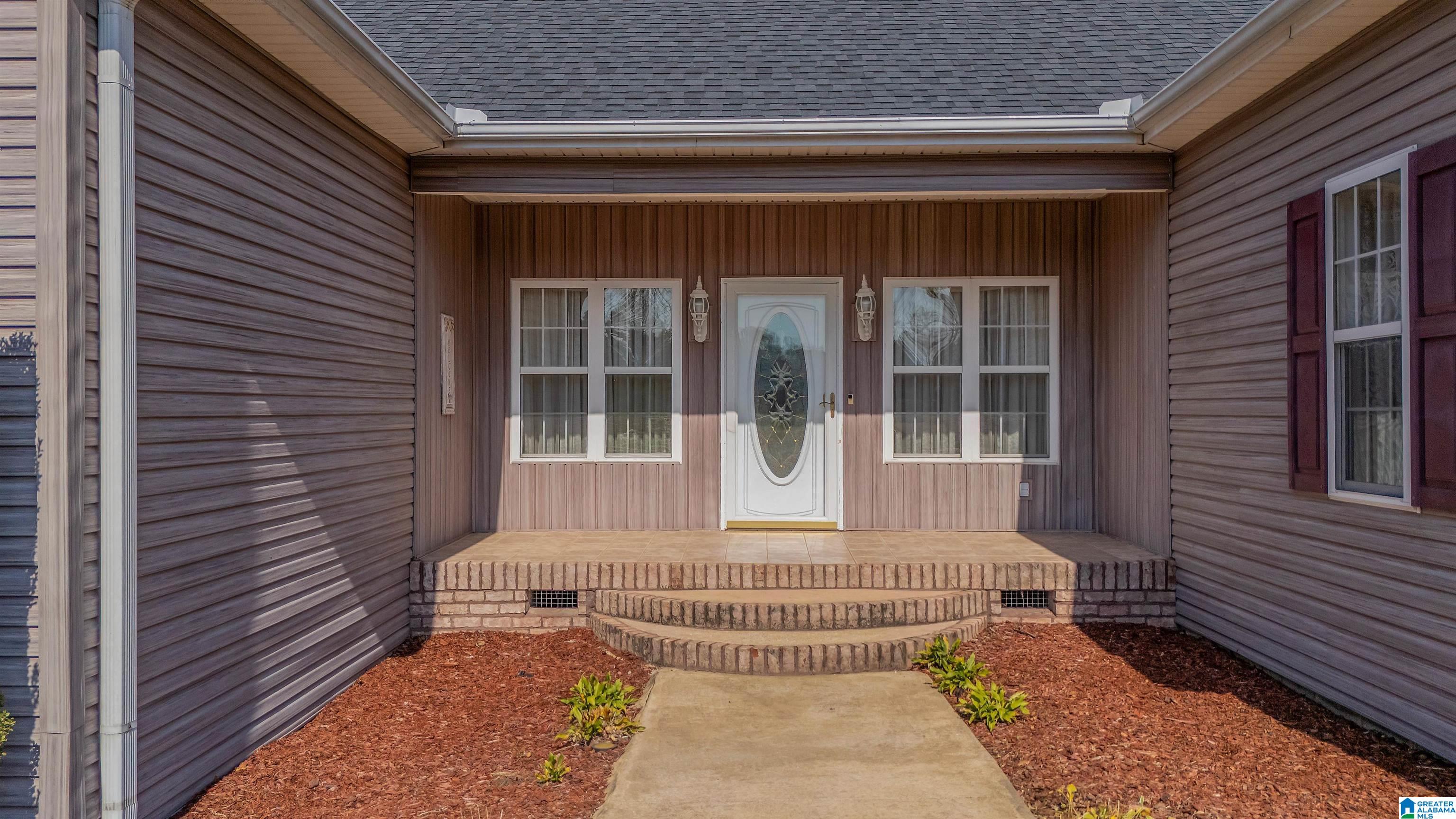 270 SOUTHERN LAKES DRIVE