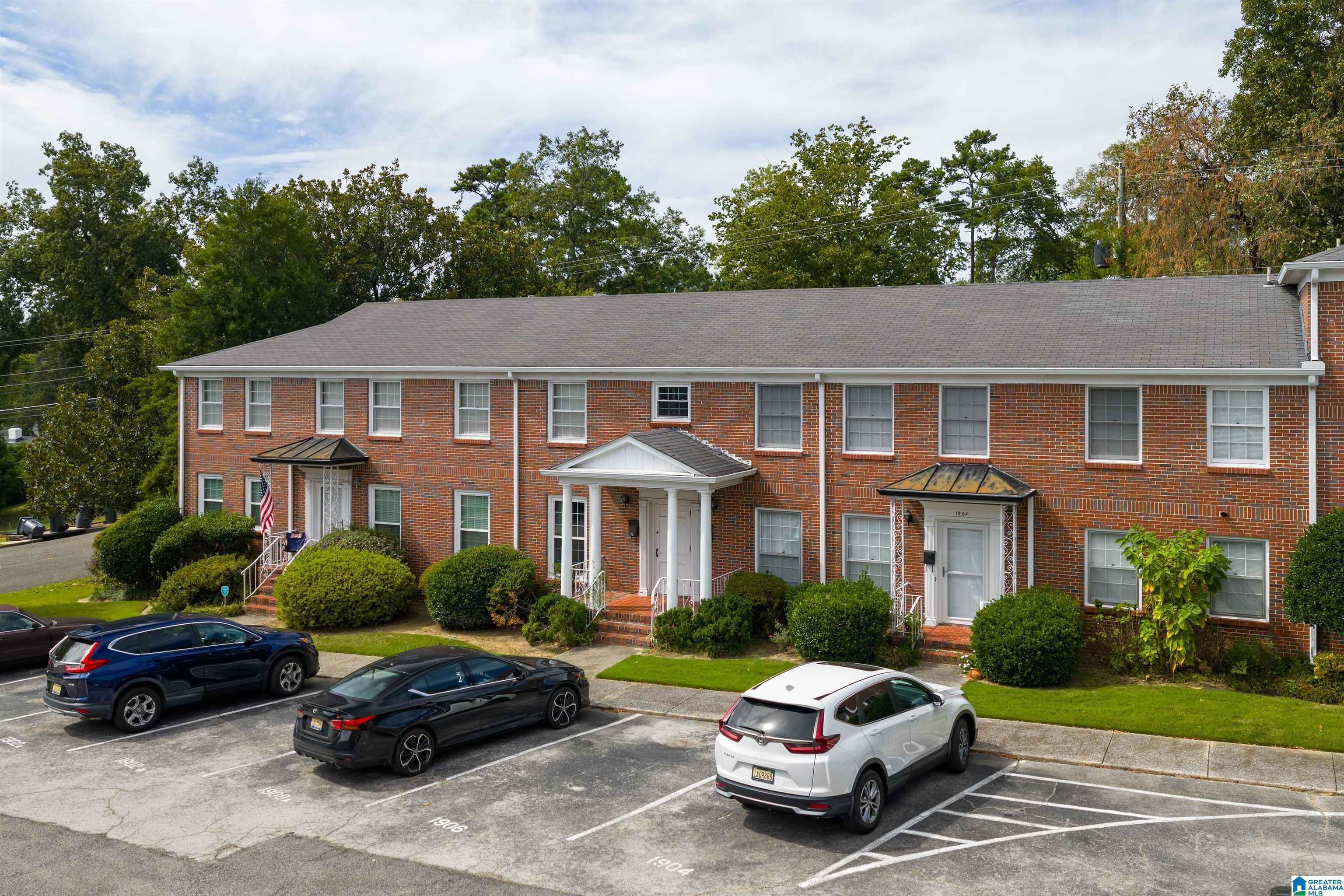 1902 LAUREL ROAD B