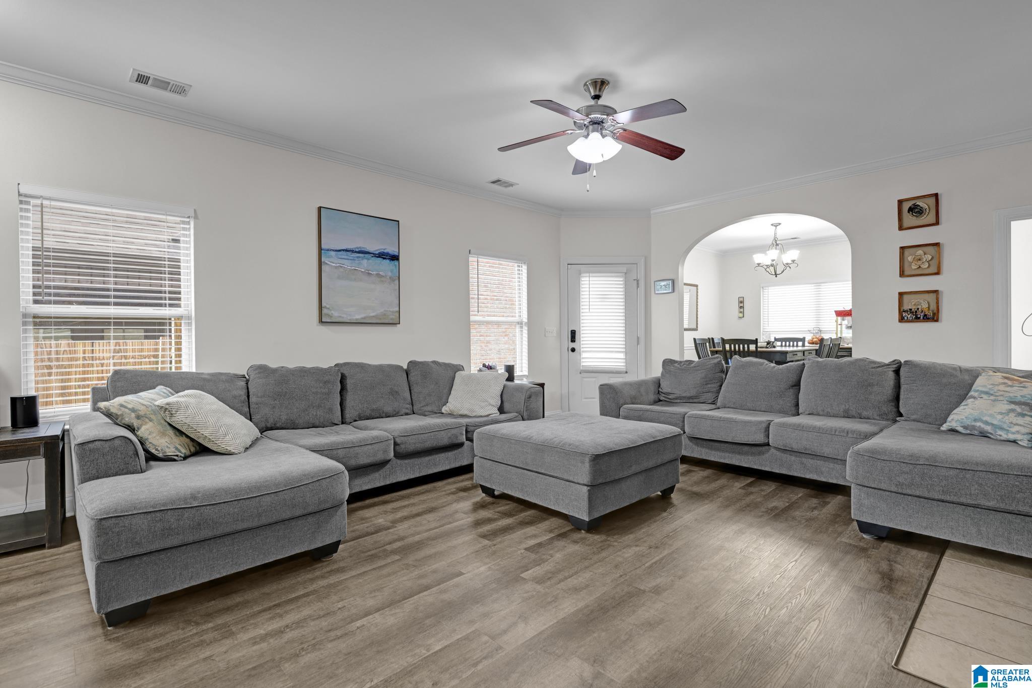 292 GLEN CROSS DRIVE