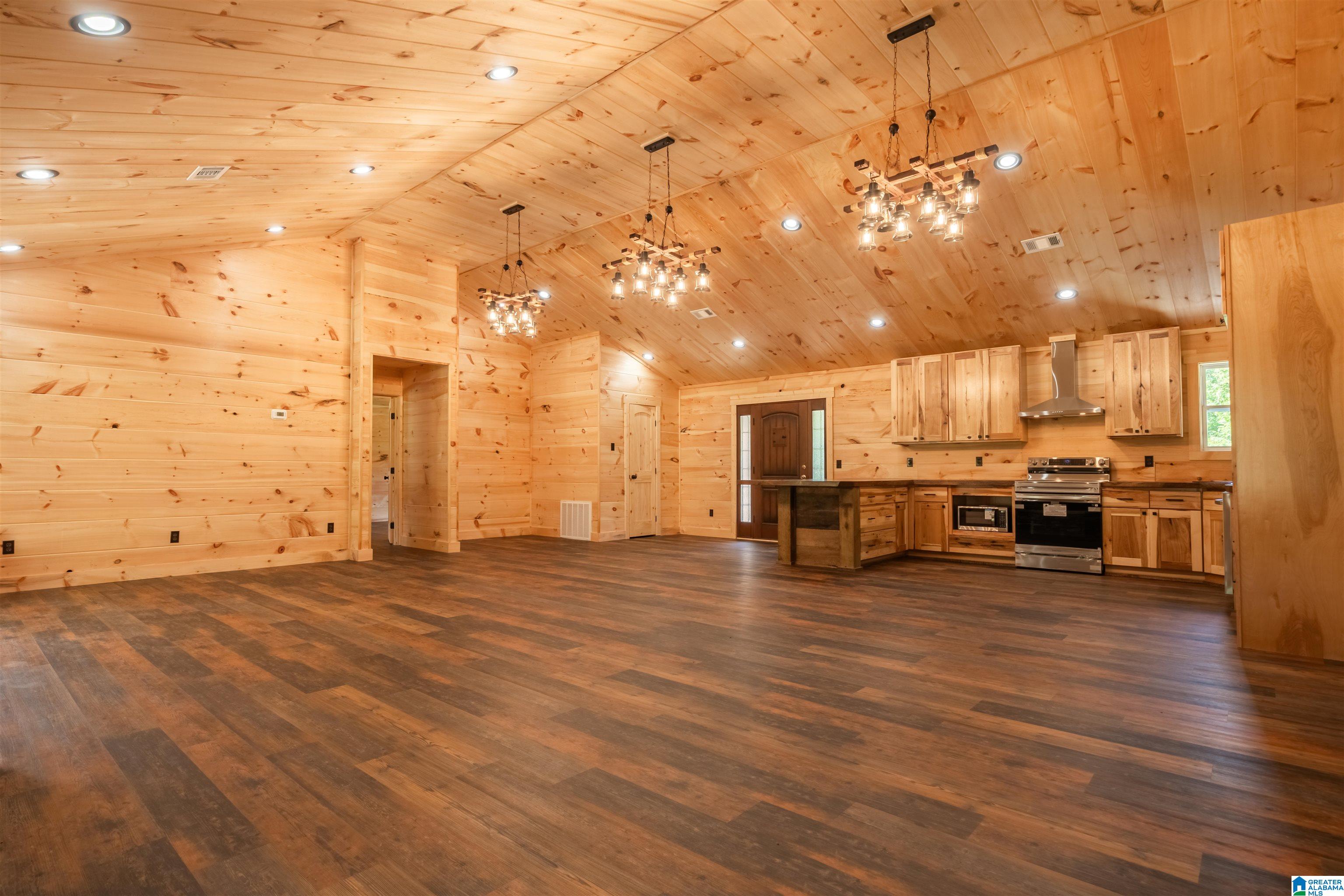1428 COUNTY ROAD 71
