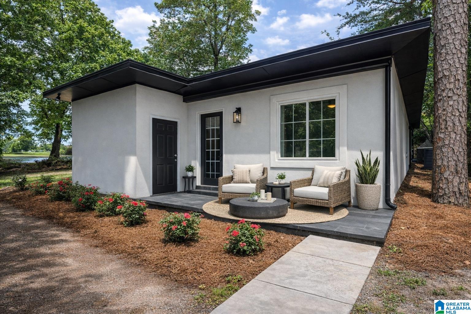 1311 COLUMBIANA ROAD