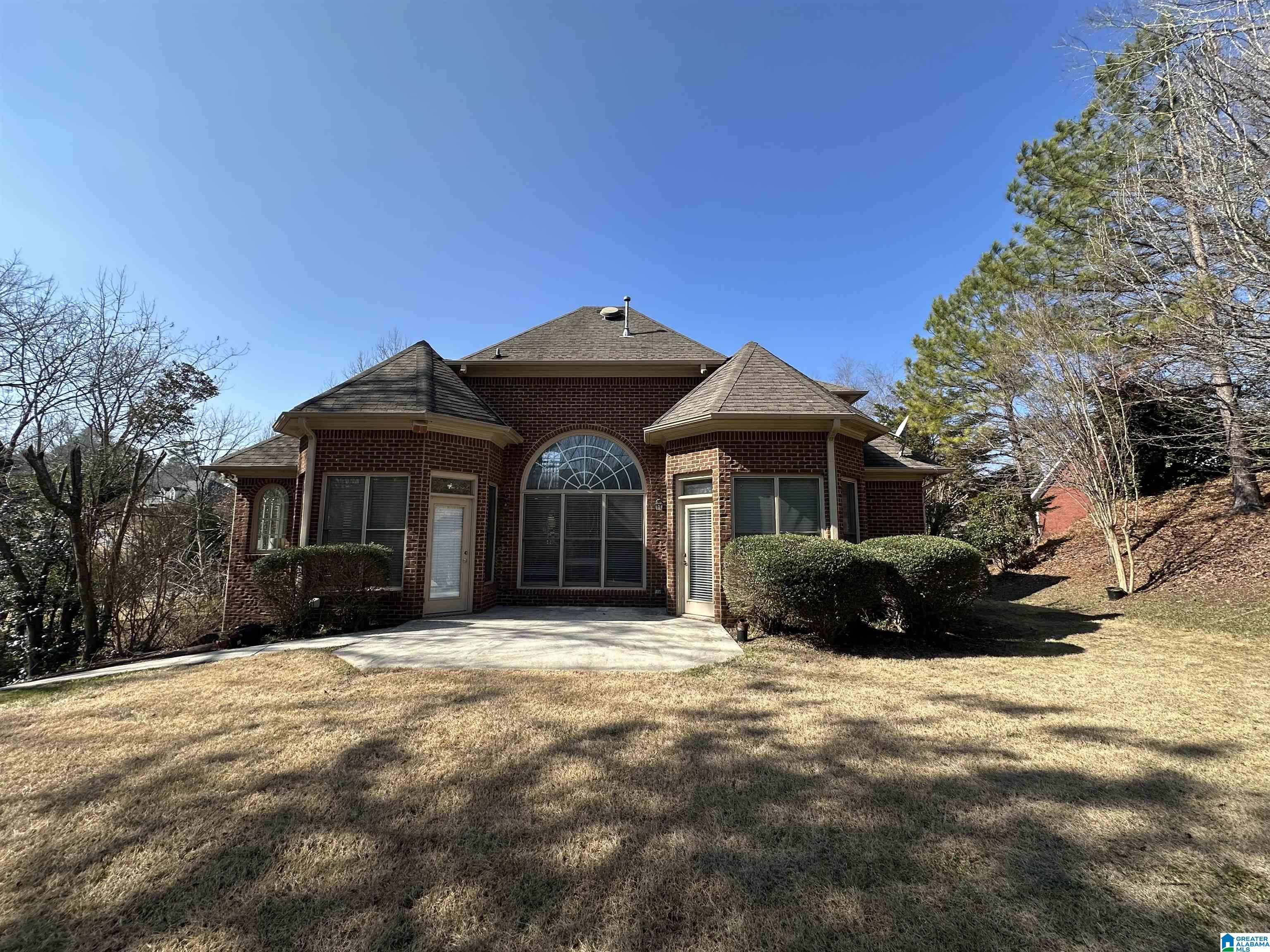 2074 BANEBERRY DRIVE