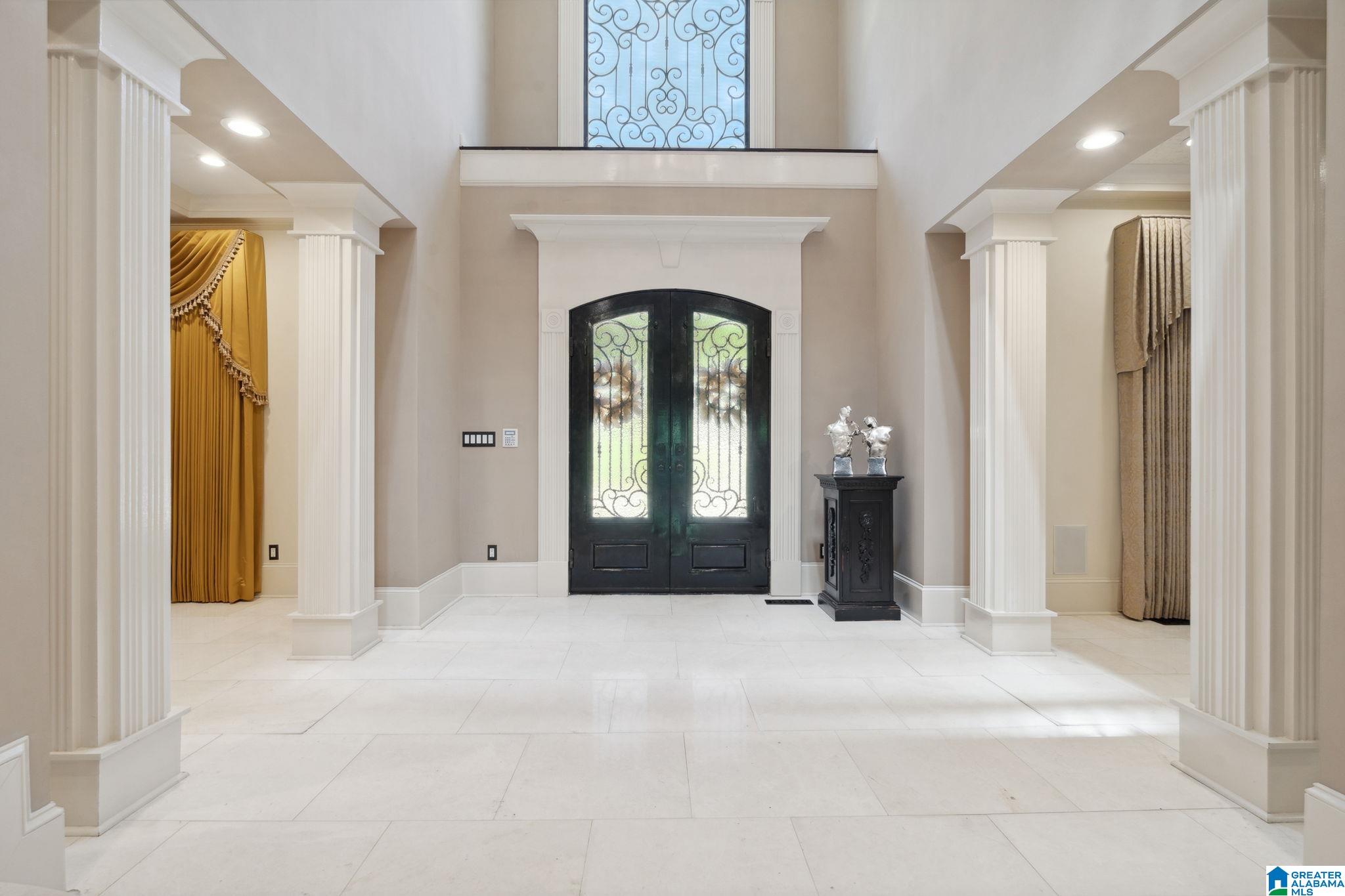 2821 SHOOK HILL CIRCLE