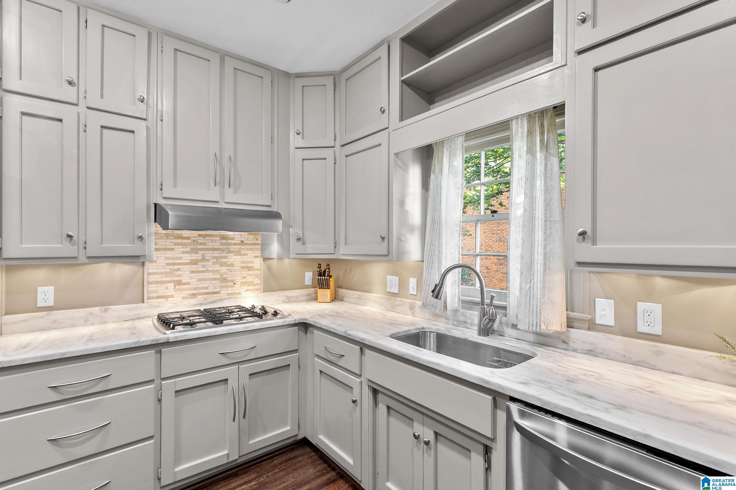 1227 S 33RD STREET B