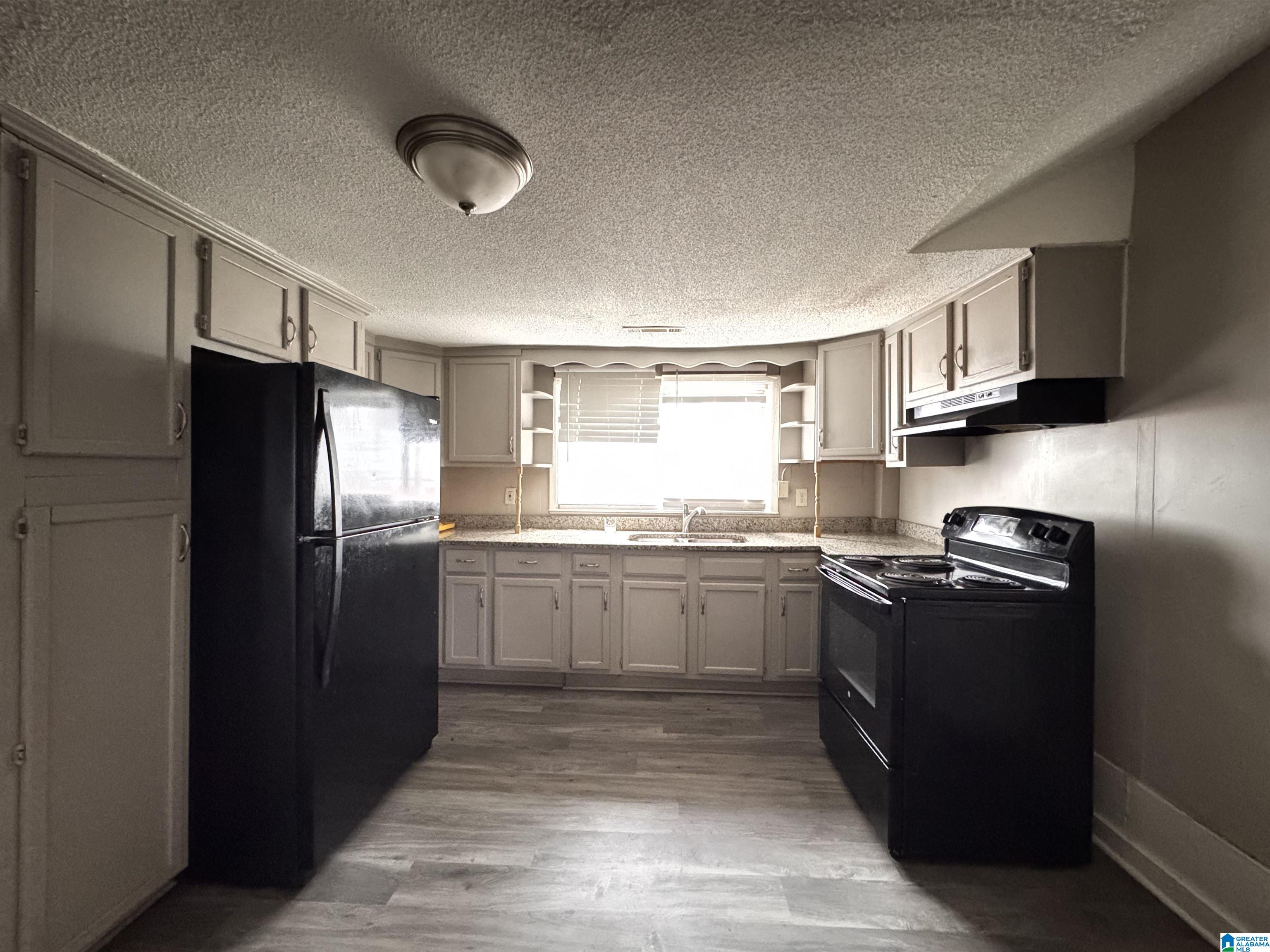 3921 VIOLA AVENUE SW