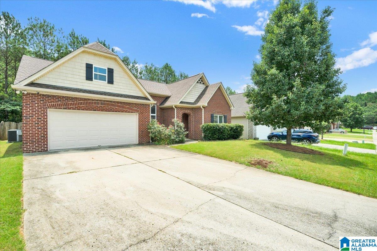 6125 FAIRFAX LANE