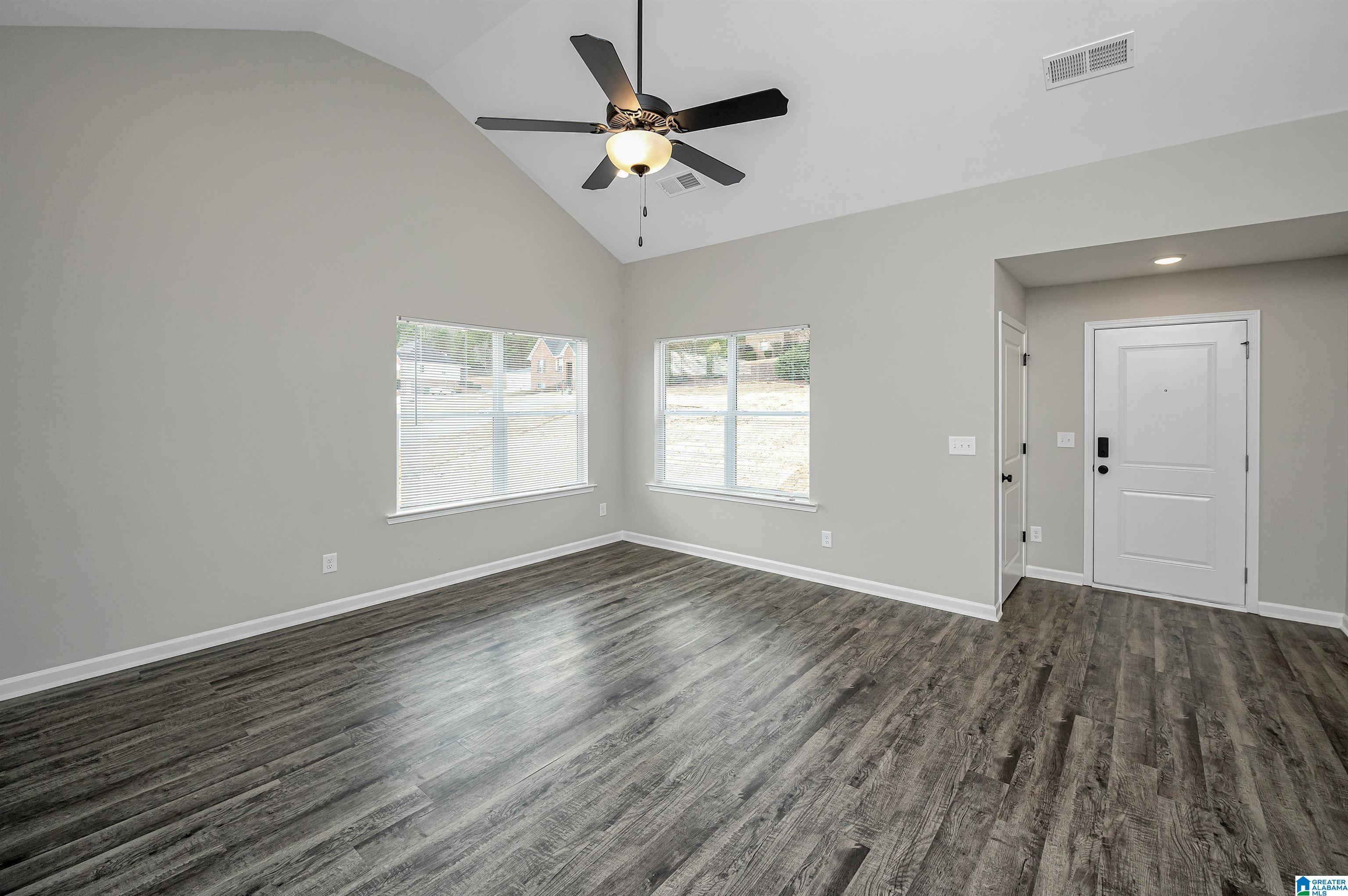 390 WOODLAND CIRCLE