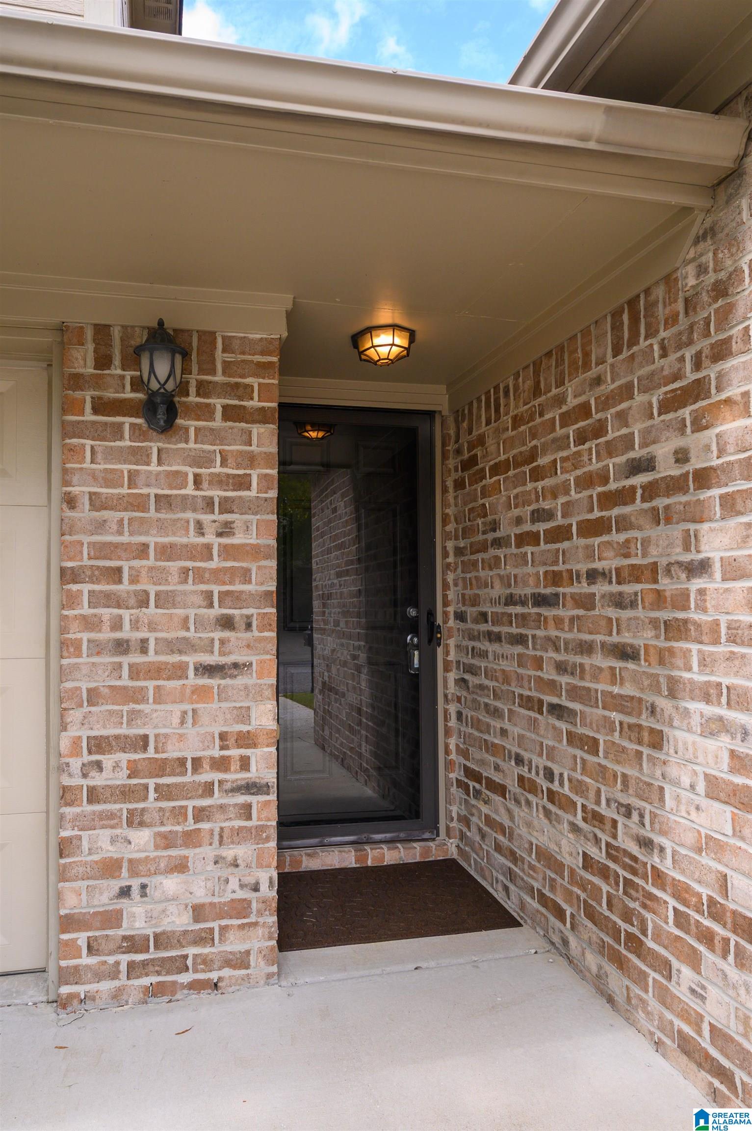 143 REACH WAY