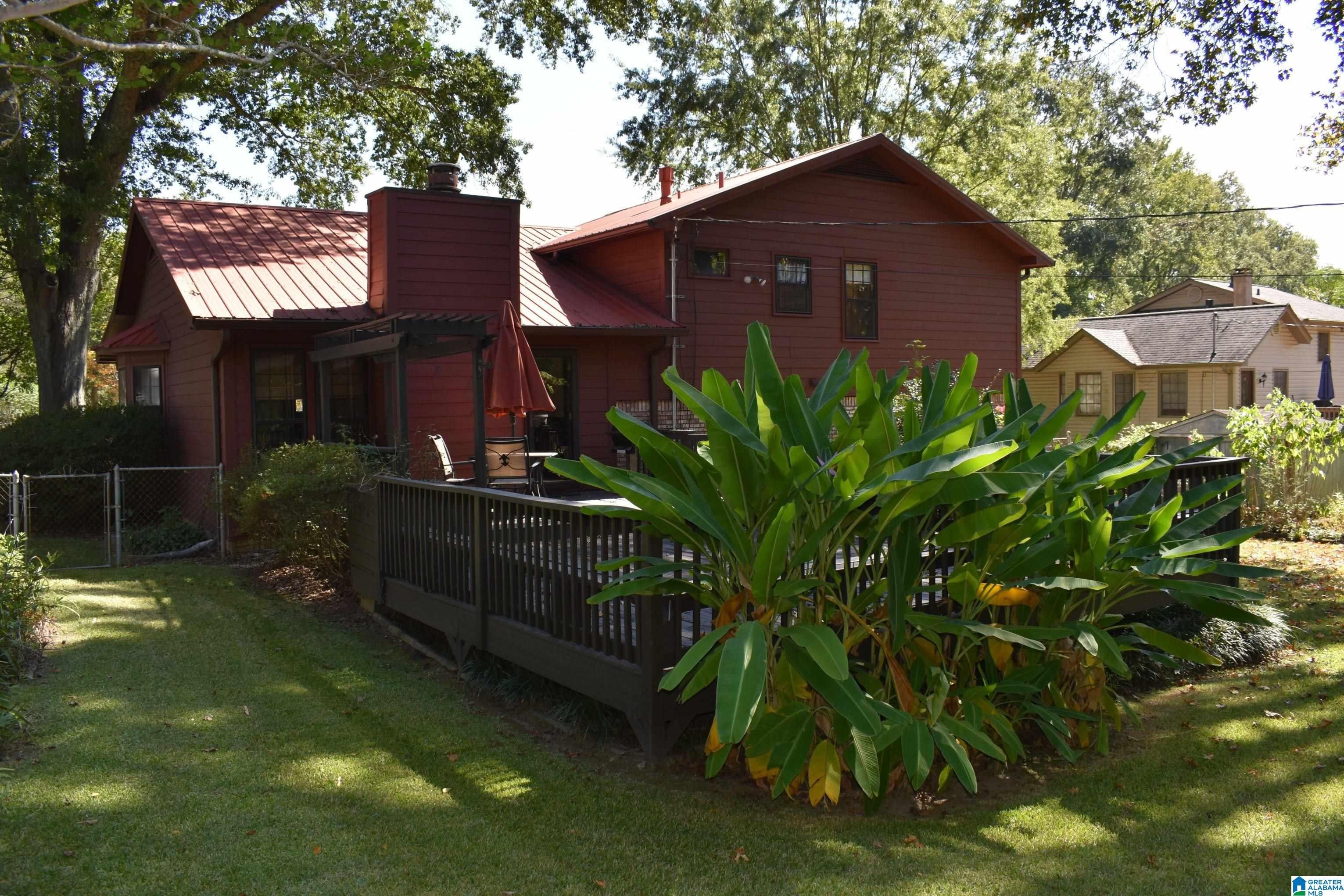 2124 PATTON STREET