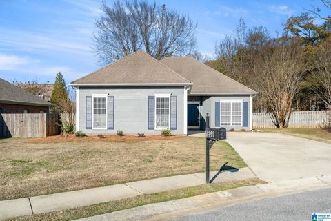 1909 AMBERLEY WOODS TRAIL HELENA AL 35080