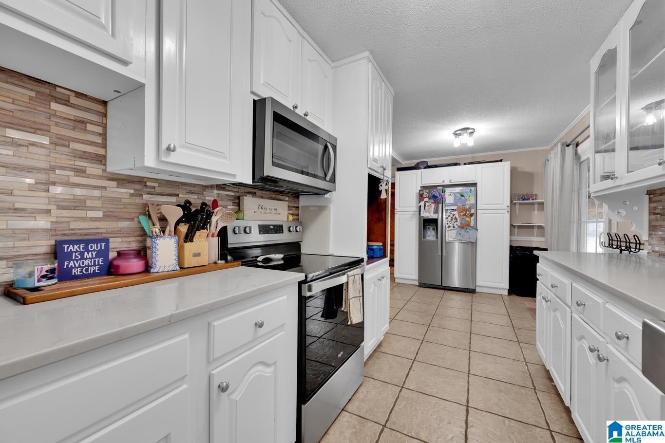 304 W 6TH STREET