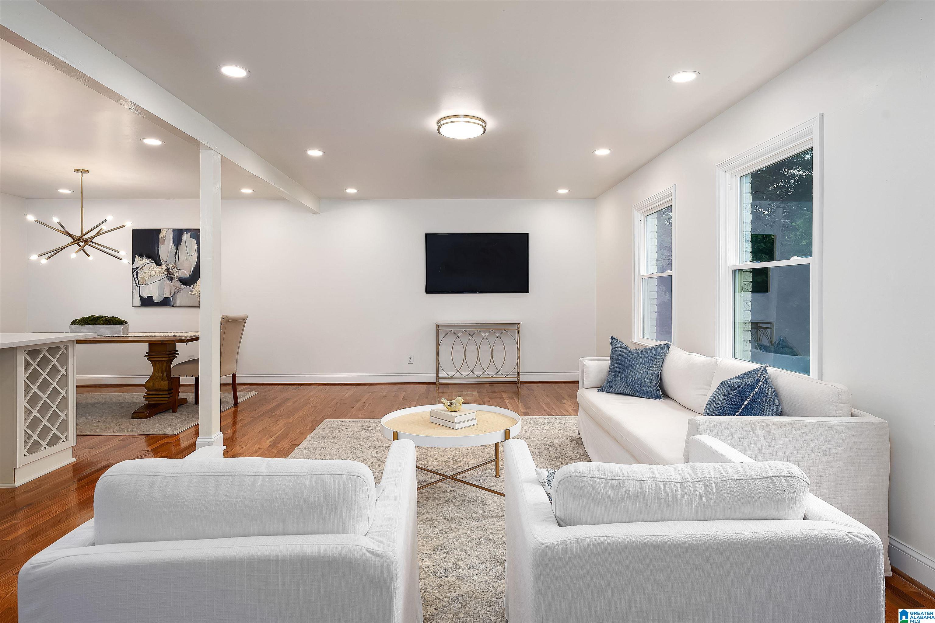 3633 LESLIE ANN ROAD