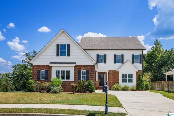 3032 CAMELLIA RIDGE CT, PELHAM, AL 35124 - Image 487f20b0e42f4e7478ea64fac3924792/3988768152