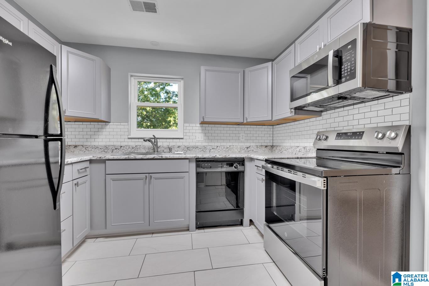 2060 MONTREAT DRIVE Unit C