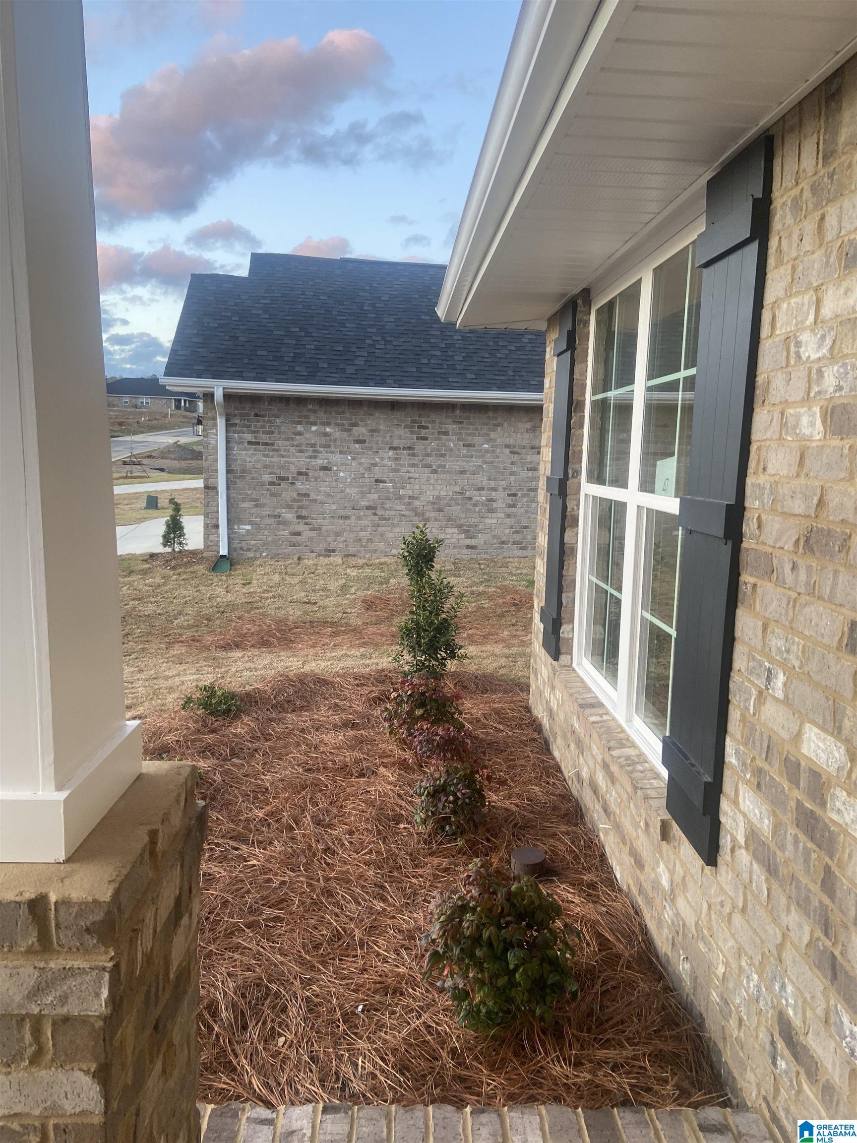 2119 TURQUOISE LANE