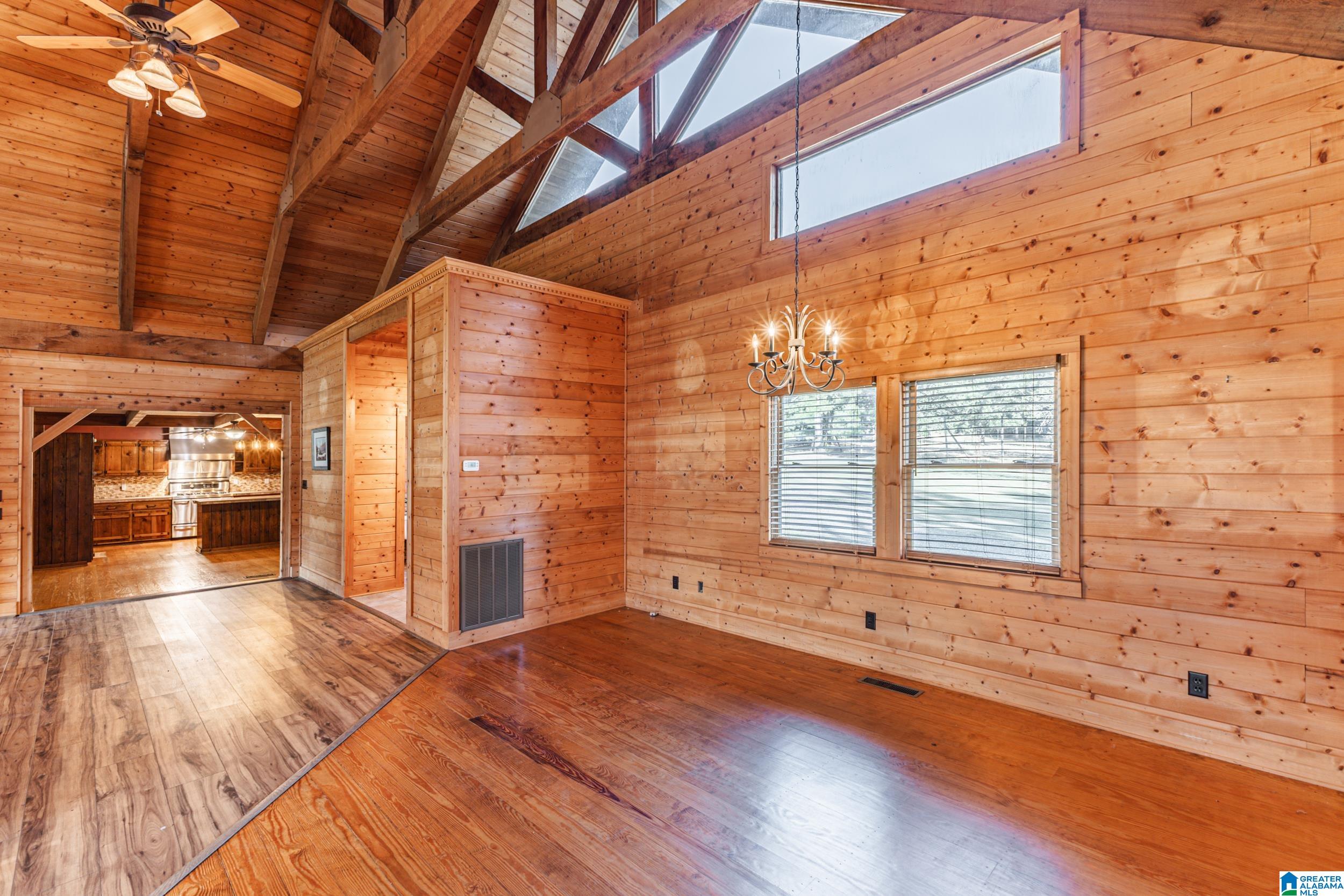 7046 WOLF CREEK ROAD