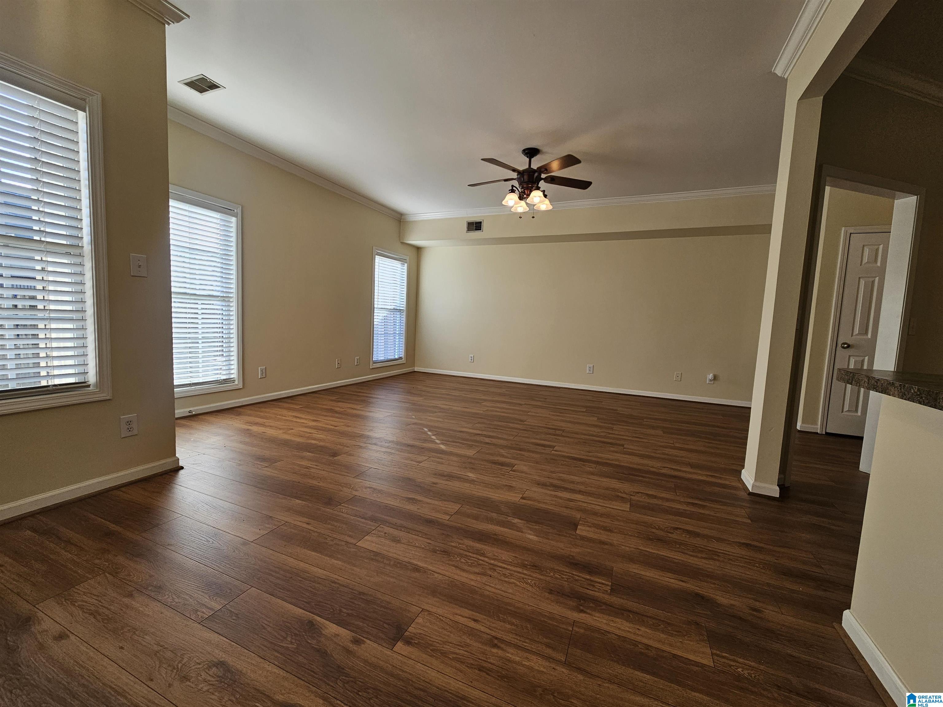 2056 QUEENS COURT